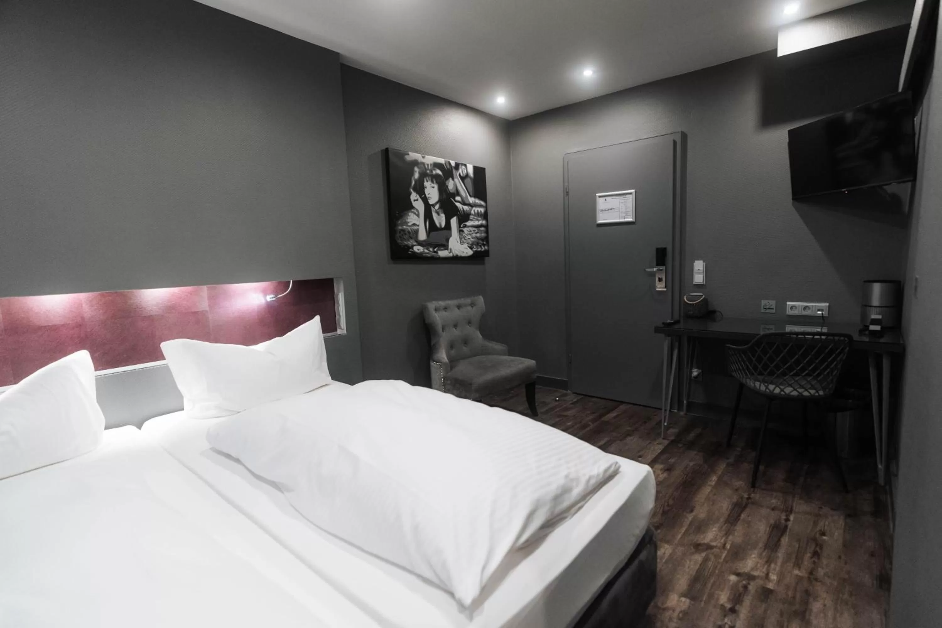 Bed in Hotel am Augustinerplatz