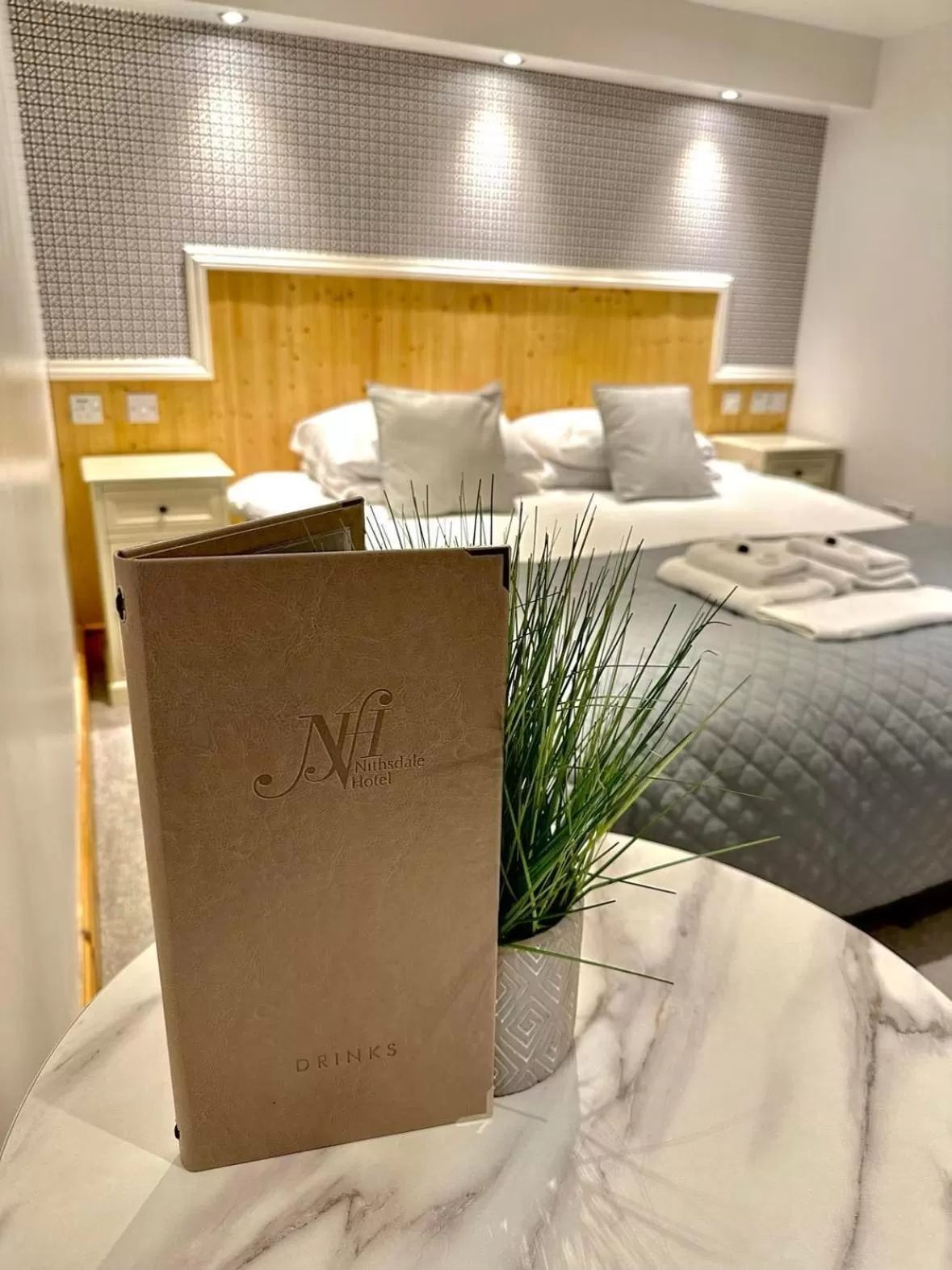 Bed in Nithsdale Hotel