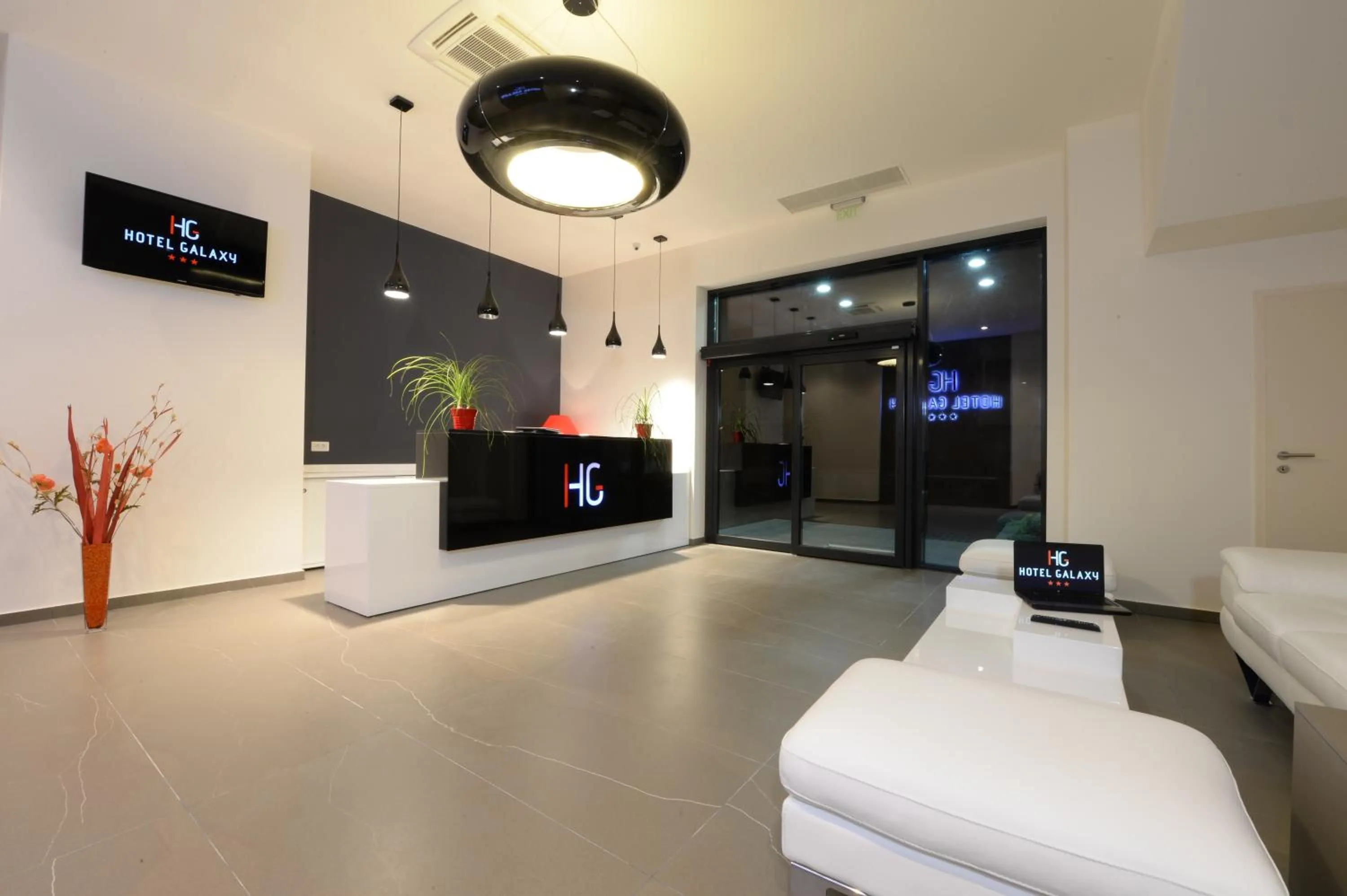 Lobby or reception in Hotel Galaxy