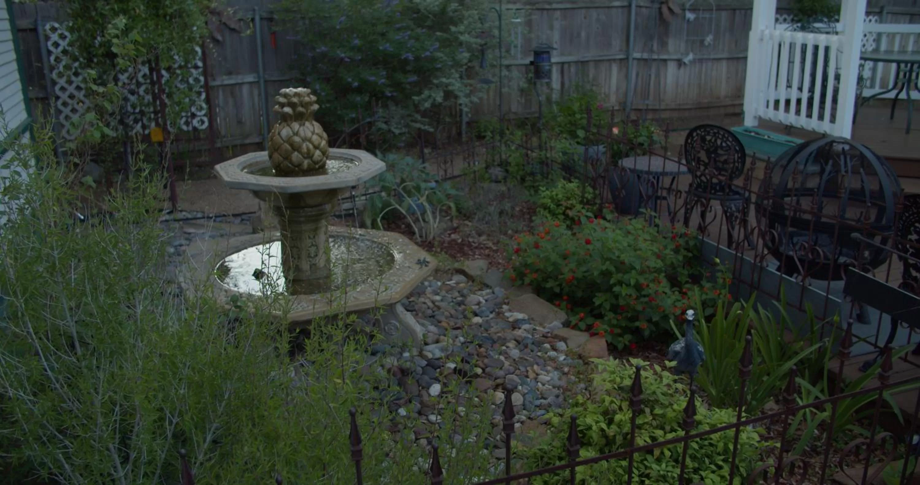 Garden in Granbury Gardens Bed and Breakfast