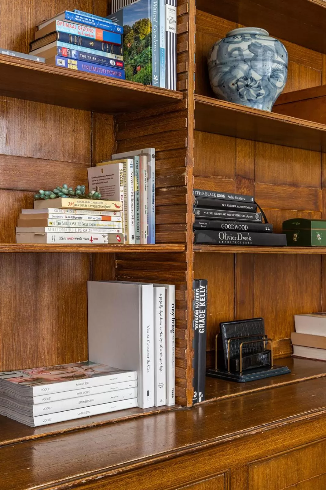 Library in Molenmeers Boutique Guesthouses