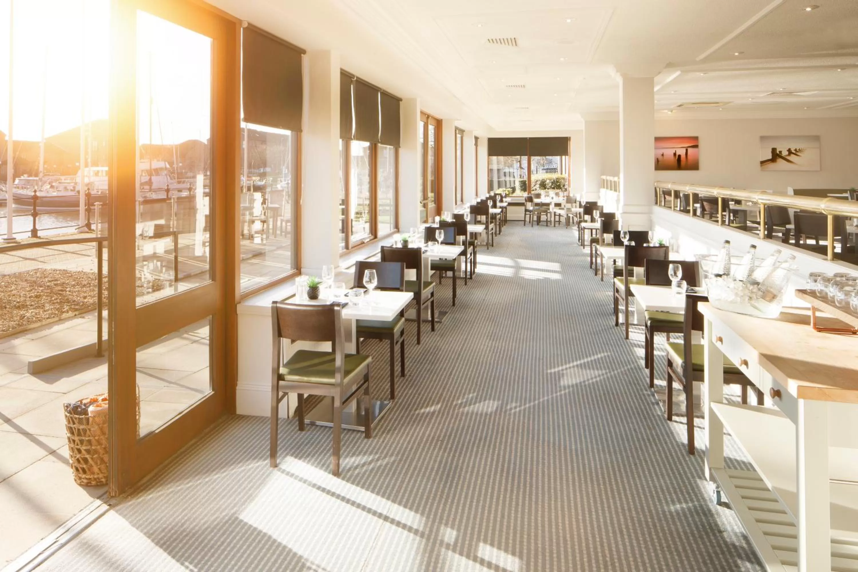 Restaurant/places to eat in Holiday Inn Hull Marina by IHG