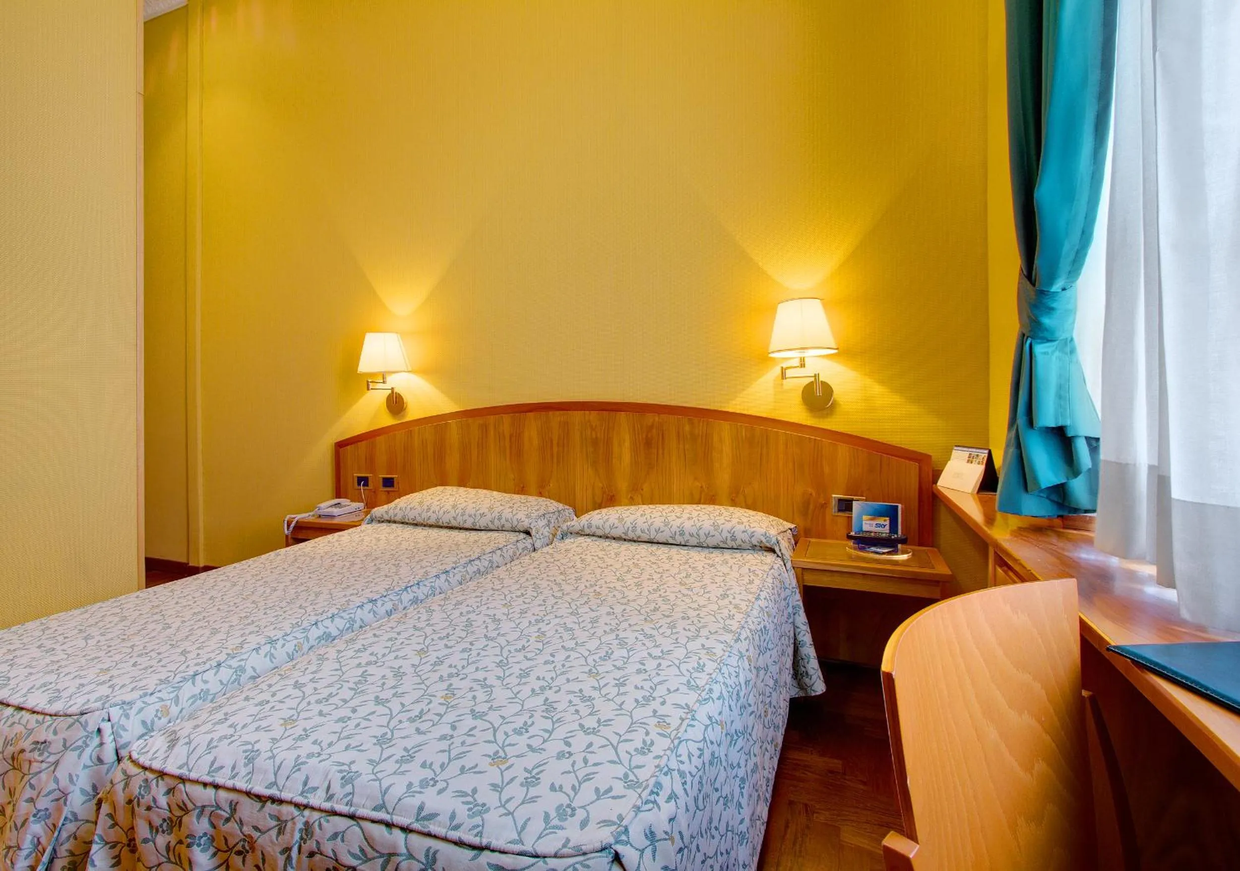 Bedroom, Bed in Hotel Corot