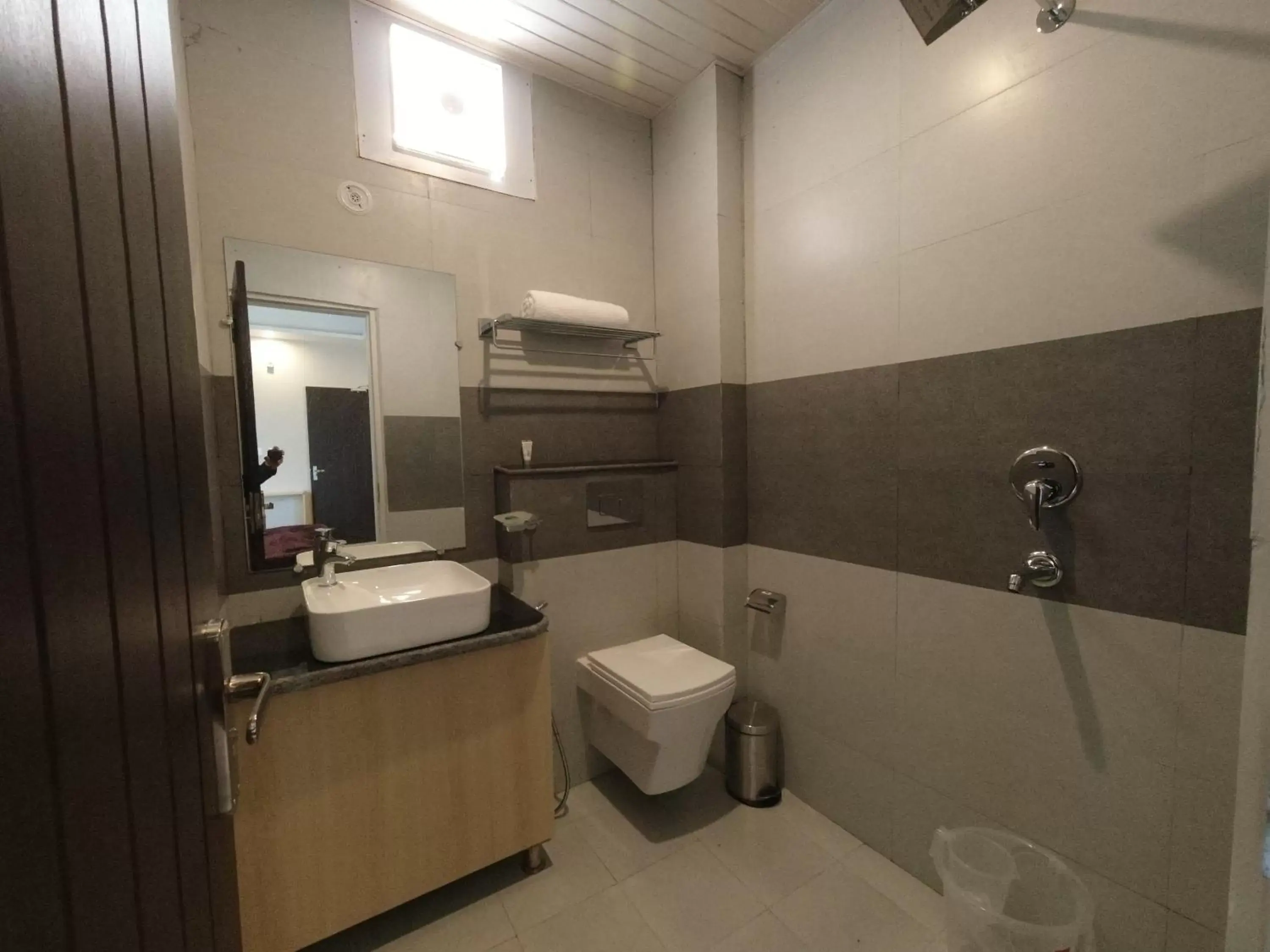 Deluxe Double or Twin Room in Punyah Residency Rishikesh Deluxe Double or Twin Room in Punyah Residency Rishikesh