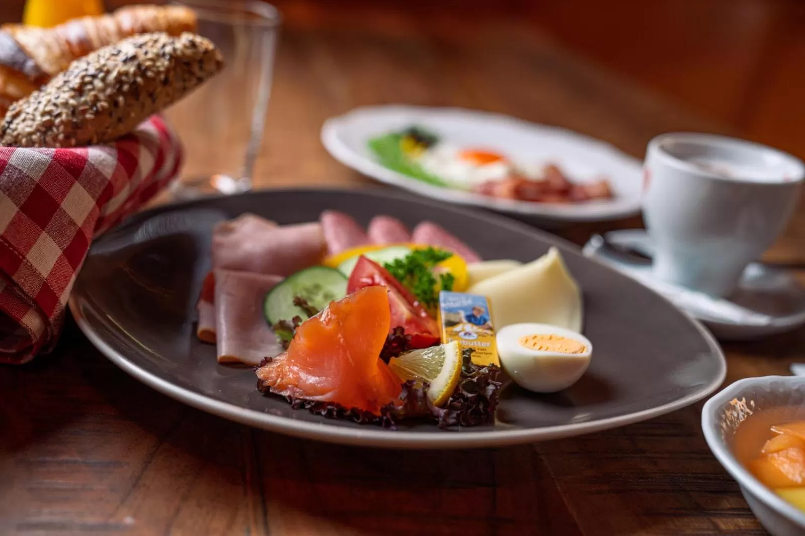 Food and drinks in Hotel Restaurant Südrast Dreiländereck