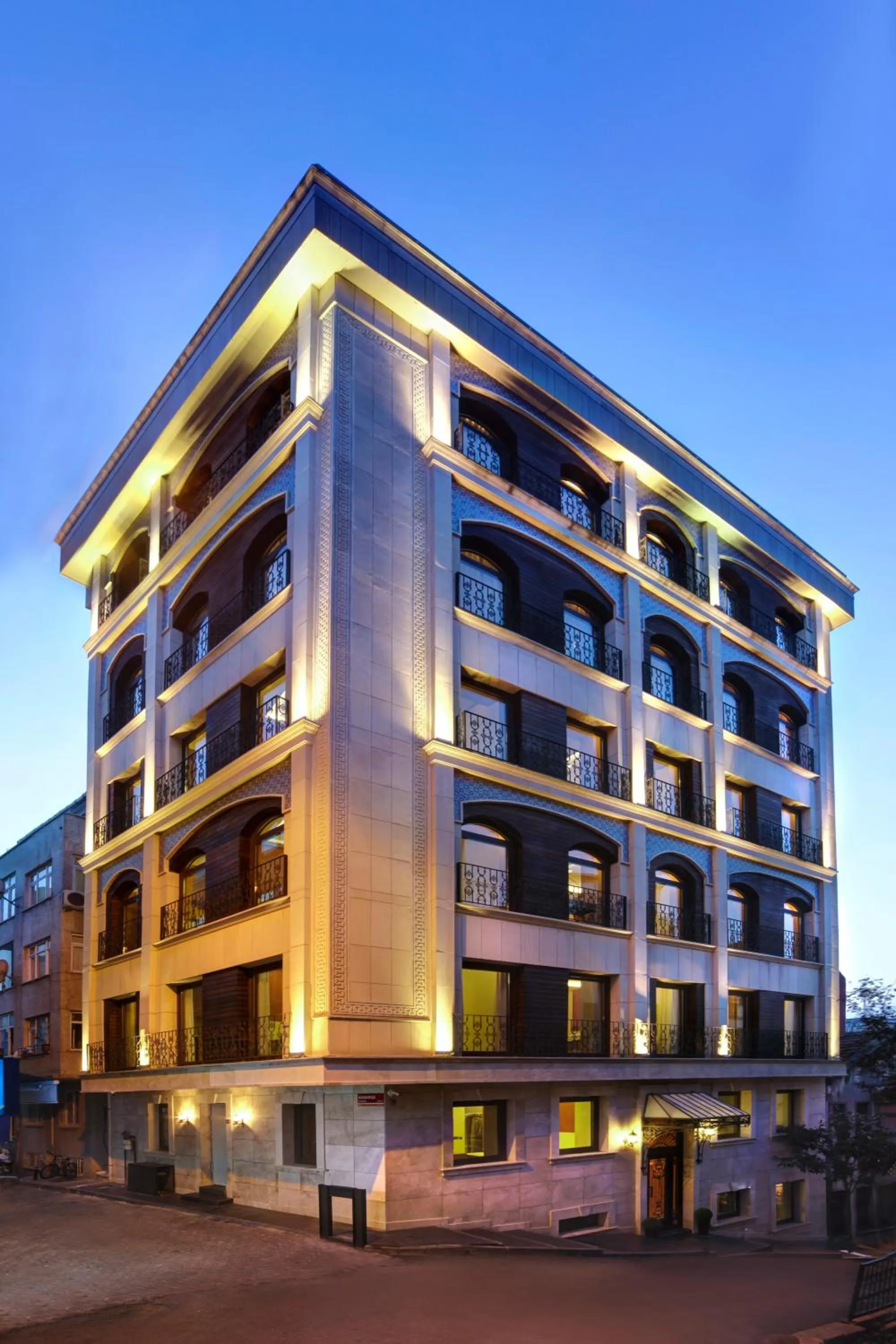 Property building in The Fox Hotel