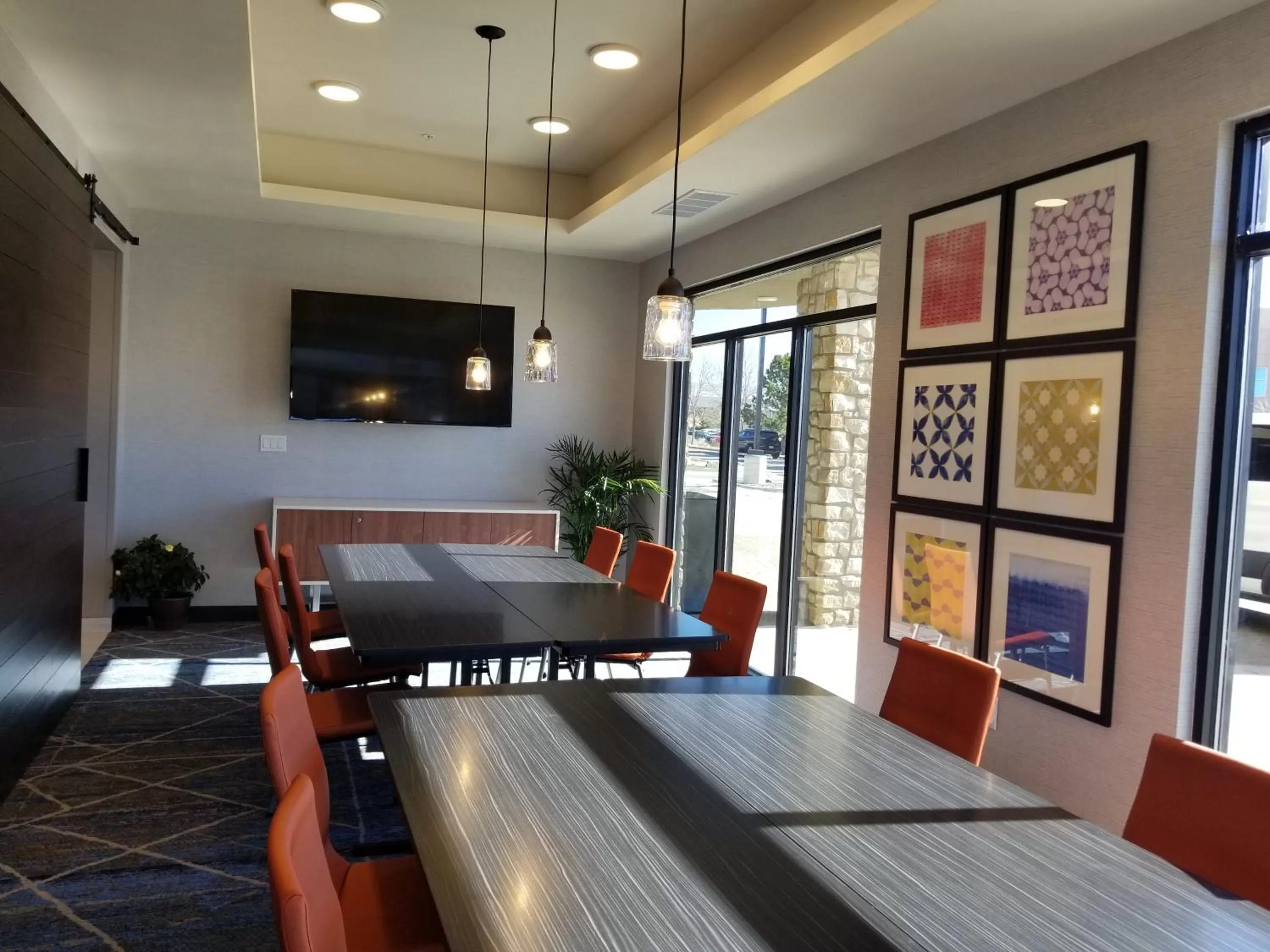 Meeting/conference room in Holiday Inn Express & Suites - Colorado Springs AFA Northgate by IHG