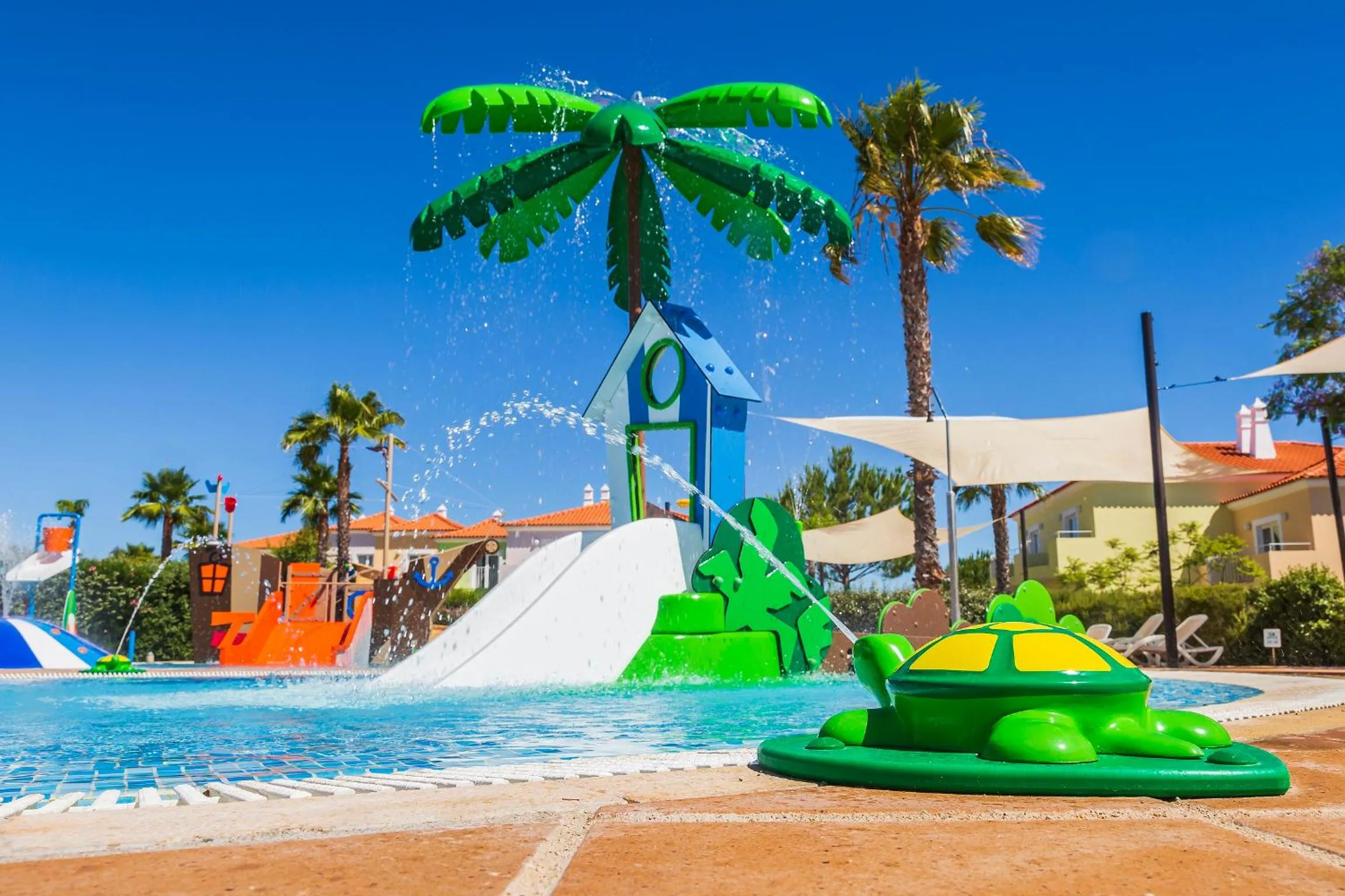 Eden Villas & Apartments