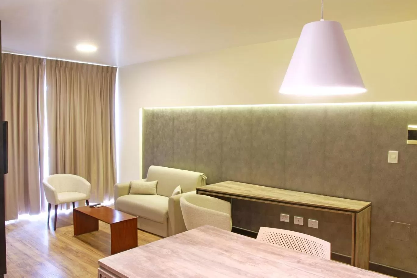 Living room, Bed in Urban Suites Apart Hotel