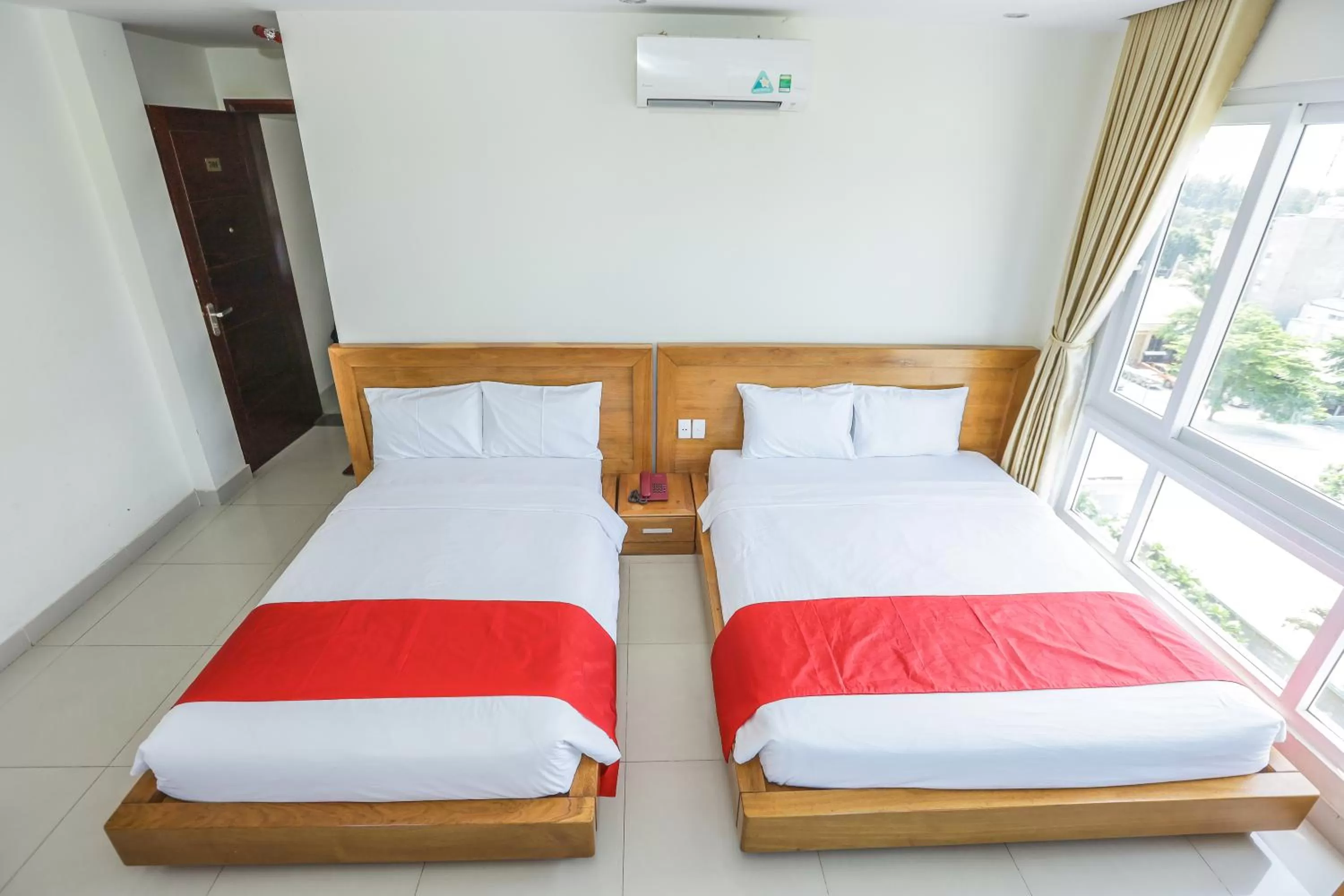 Twin Room with View in CAROLINE SEA HOTEL