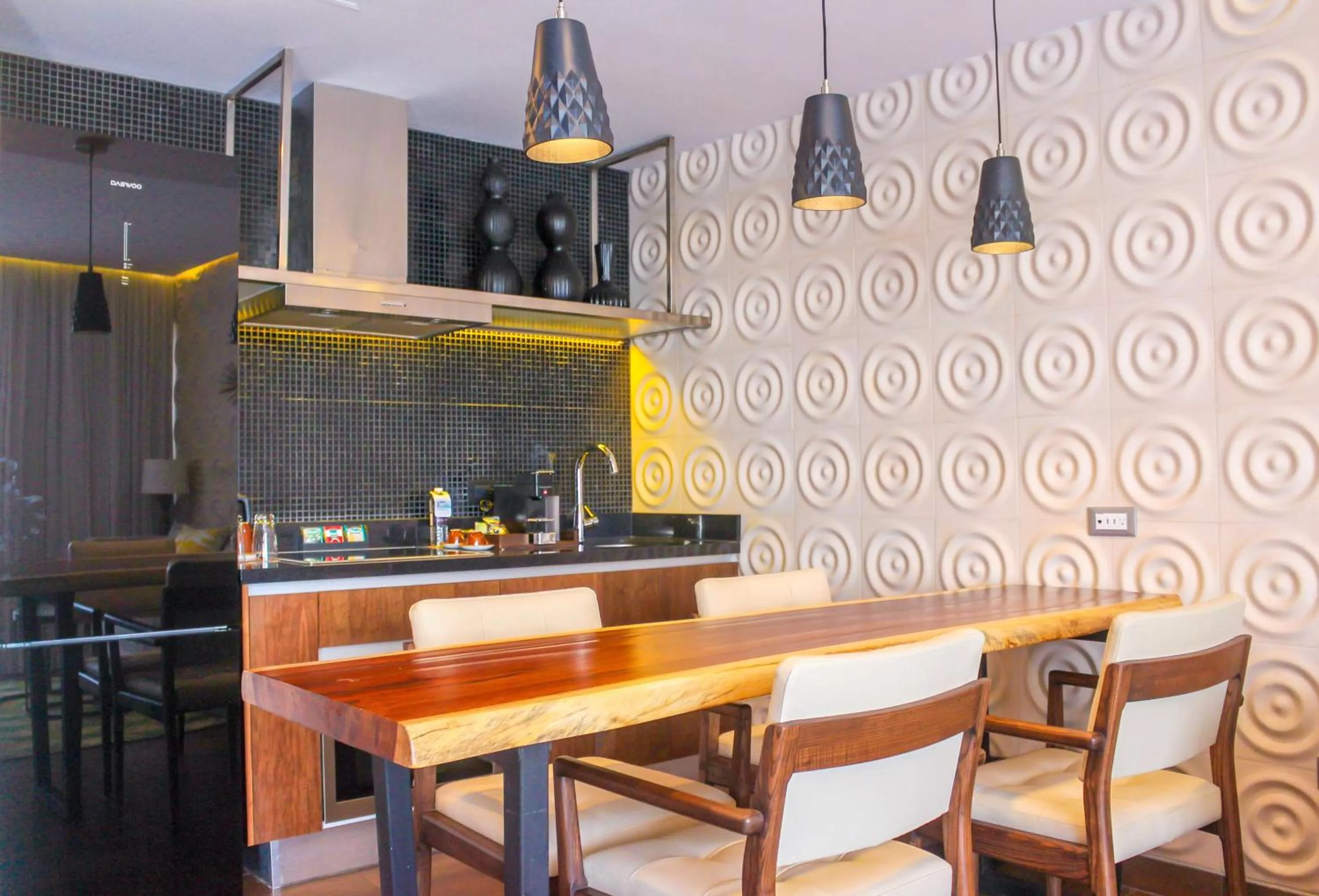 Kitchen or kitchenette in The Fives Downtown Hotel & Residences, Curio Collection by Hilton