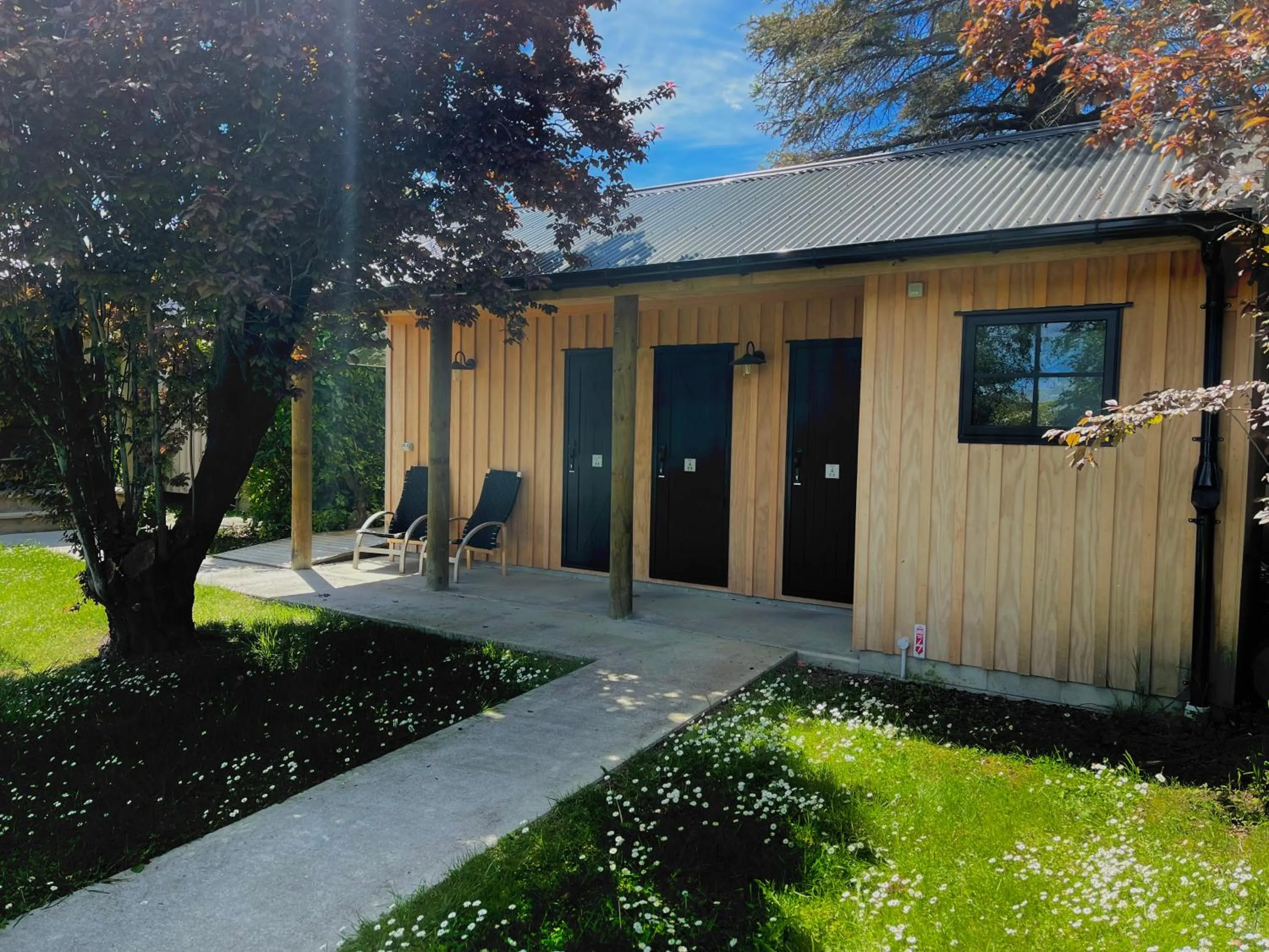 Te Anau Lakefront Backpackers