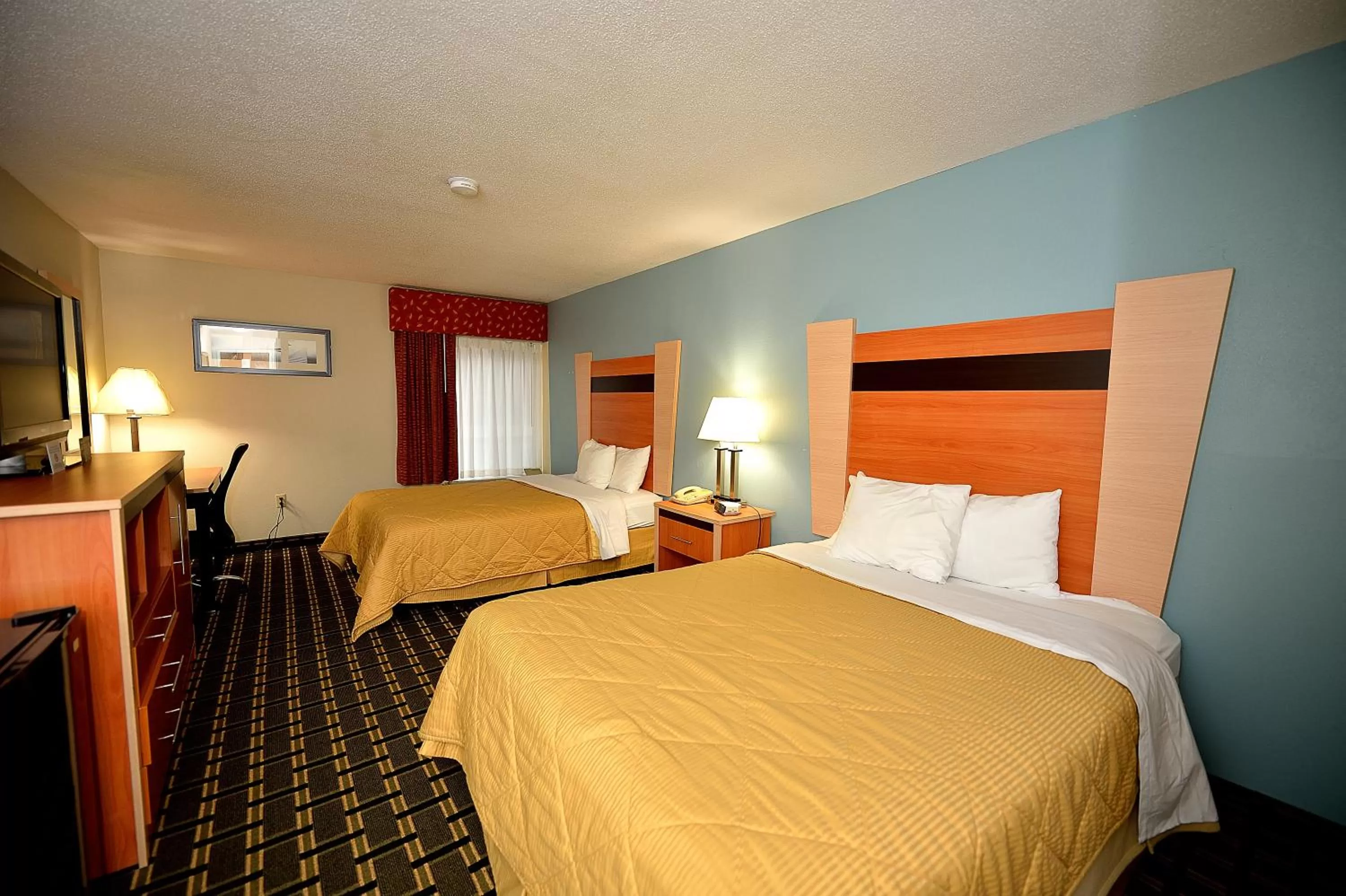 Bed in Baymont by Wyndham North Dartmouth Fall River