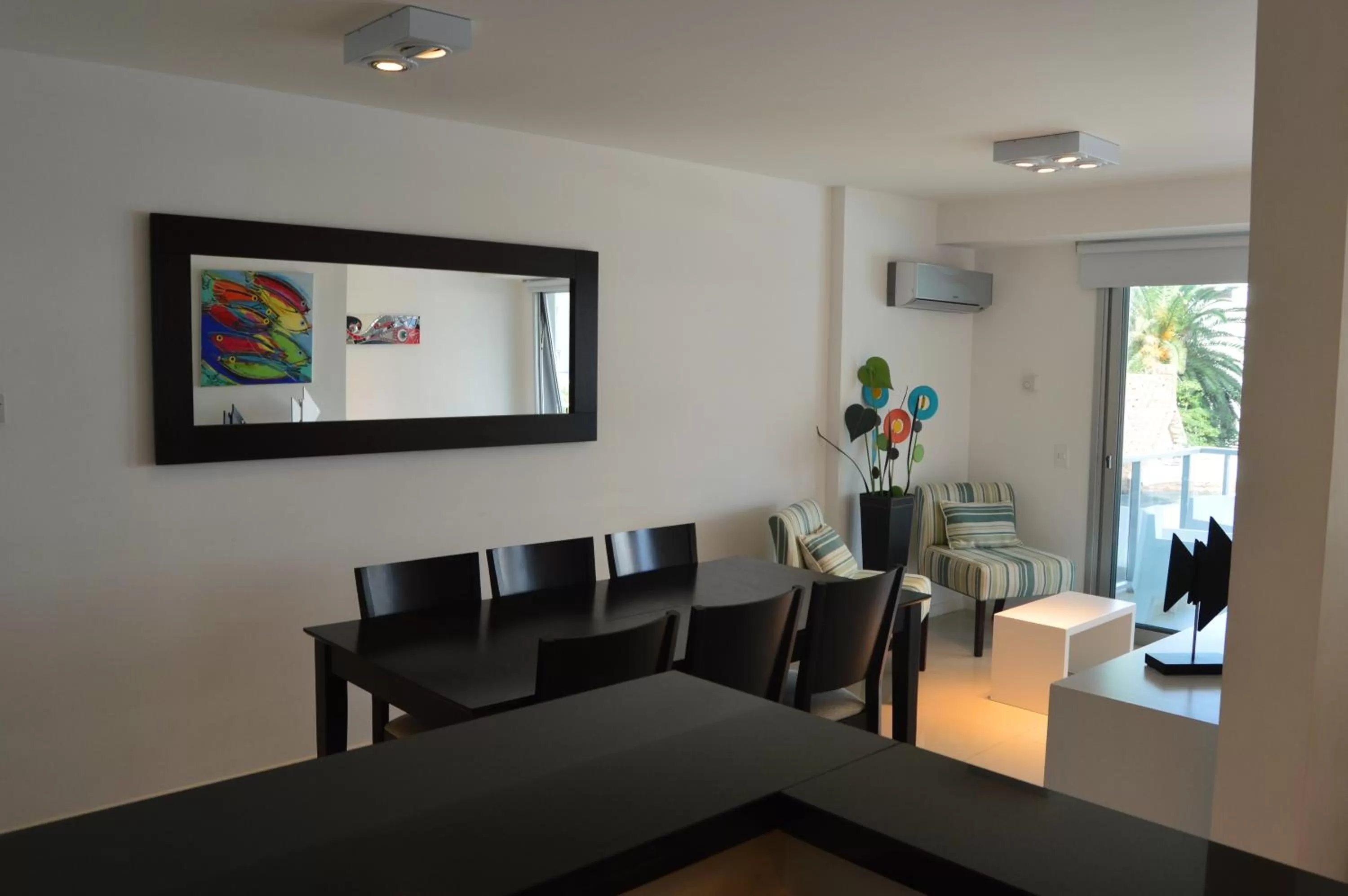 Dining Area in Arenas del mar