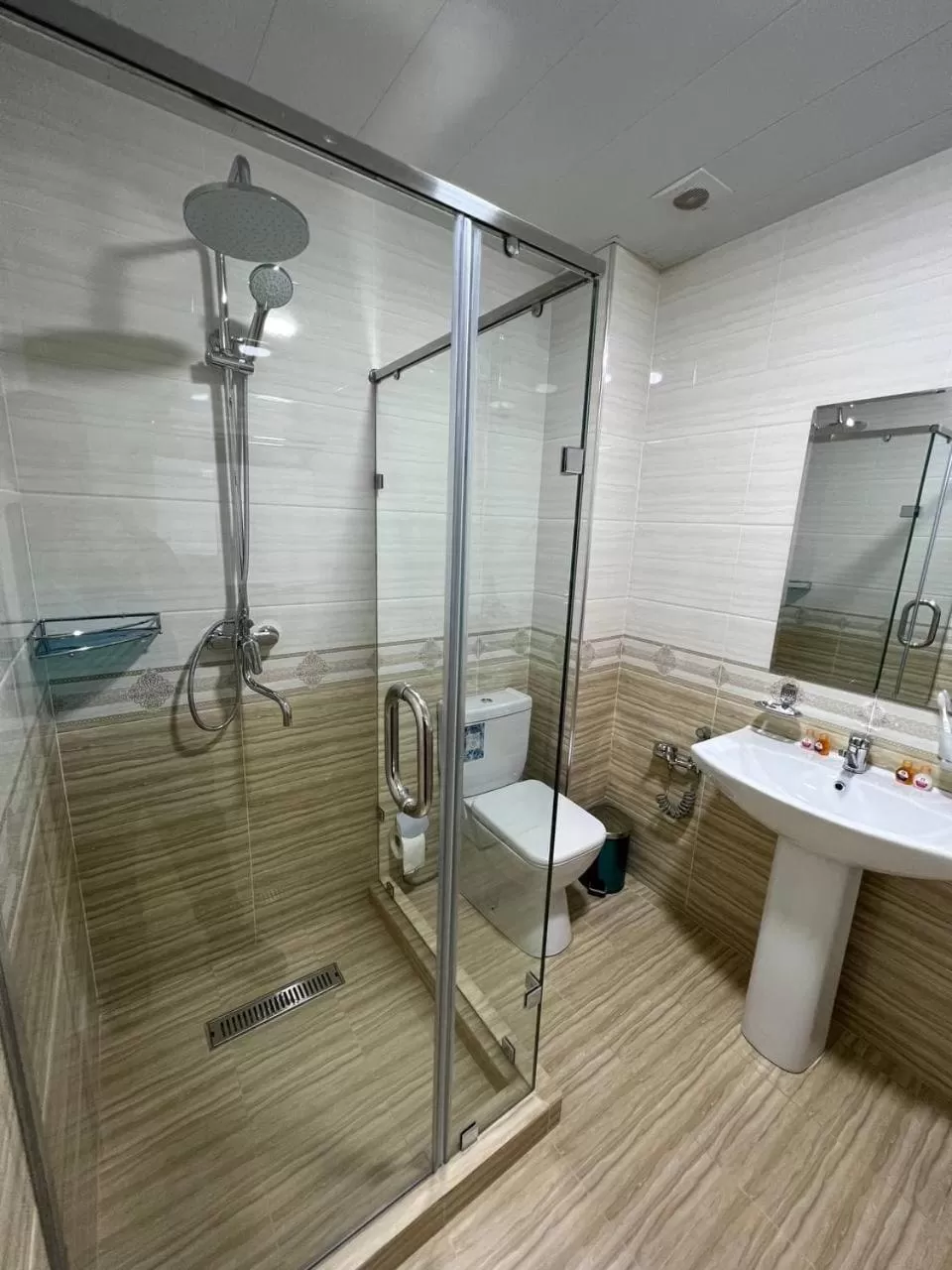 Bathroom in Orient Inn