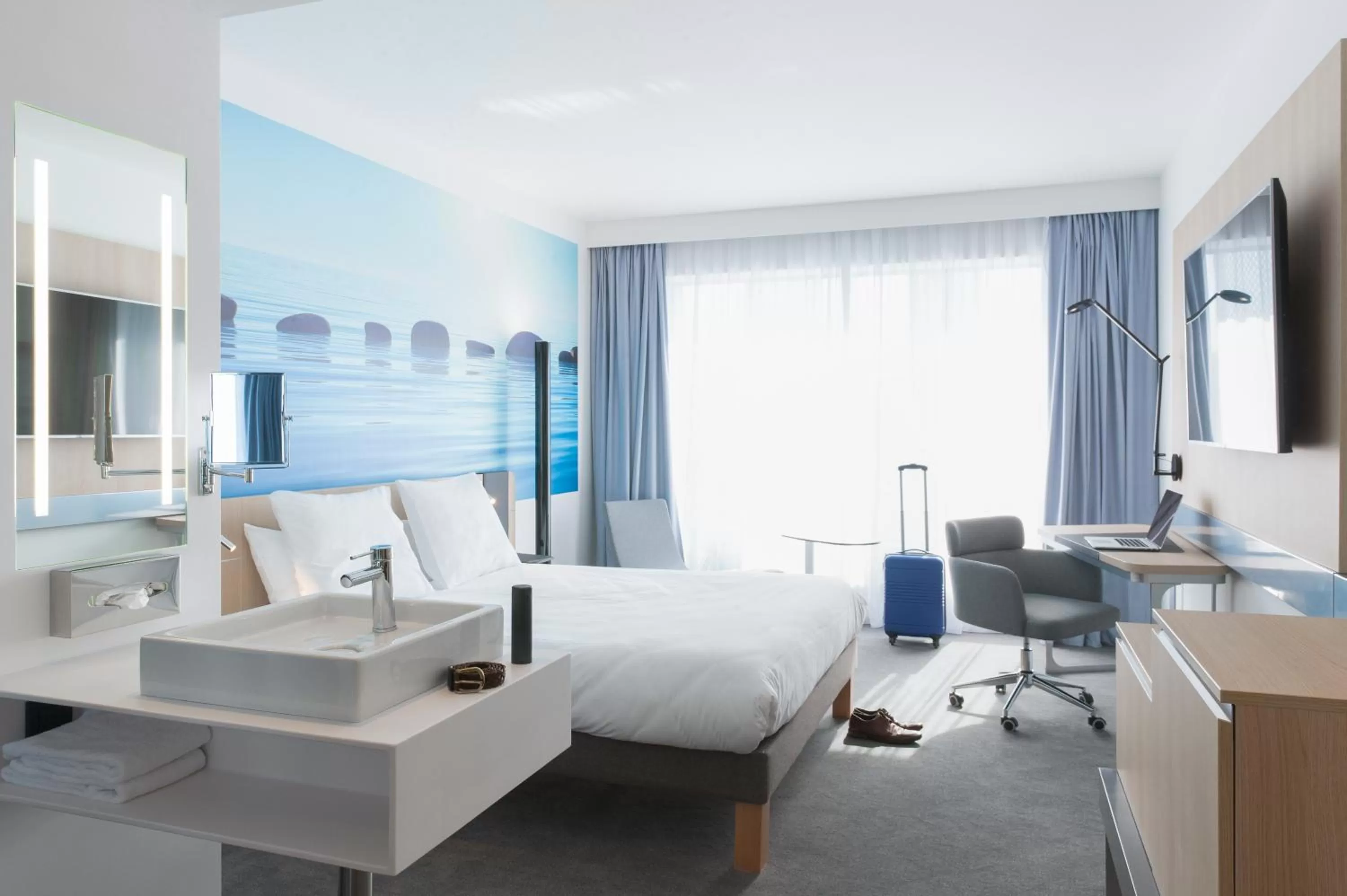 Bed in Novotel Charleroi Centre