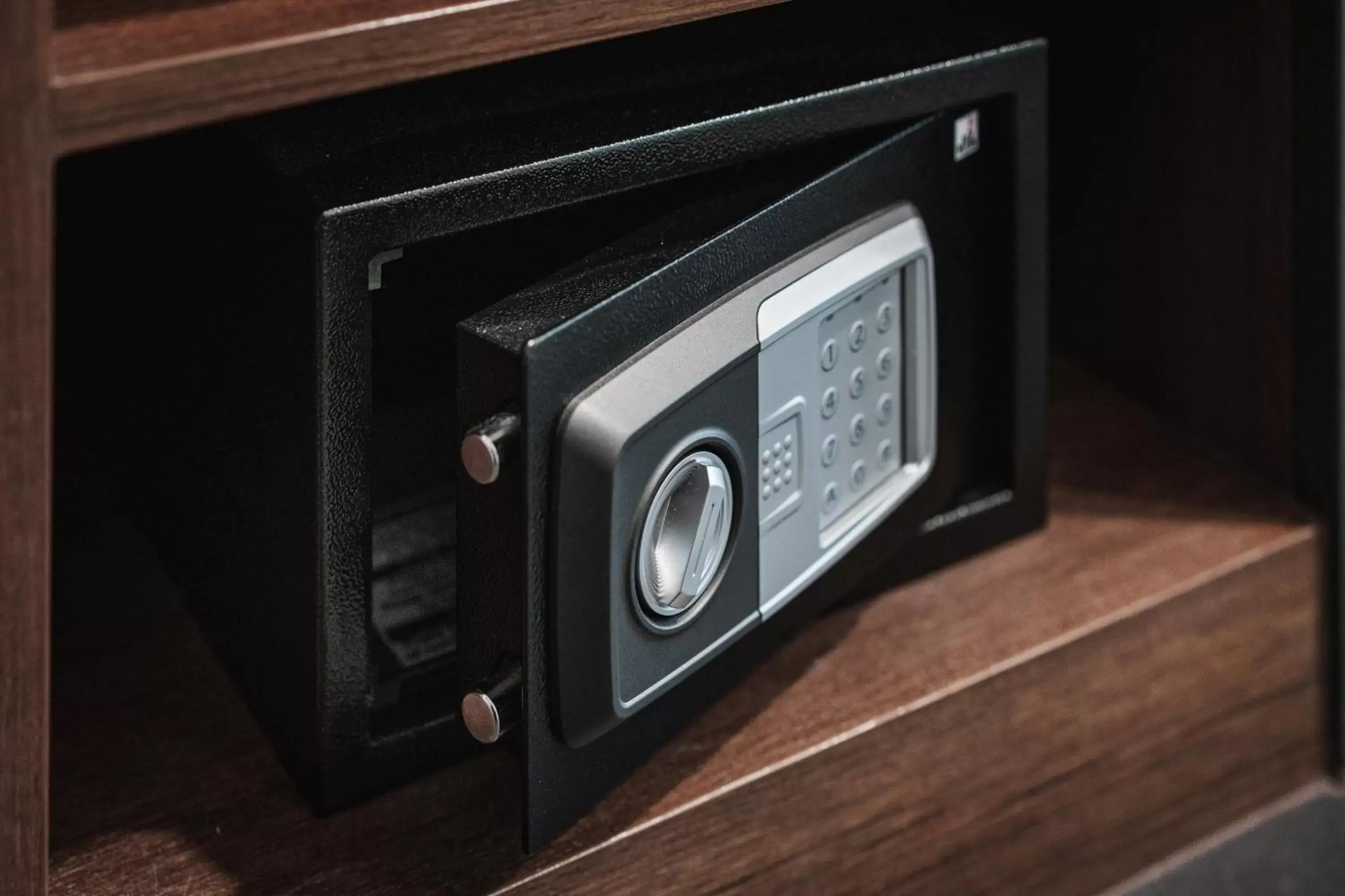 Superior Double Room in VIX Bangkok at Victory Monument Superior Double Room in VIX Bangkok at Victory Monument