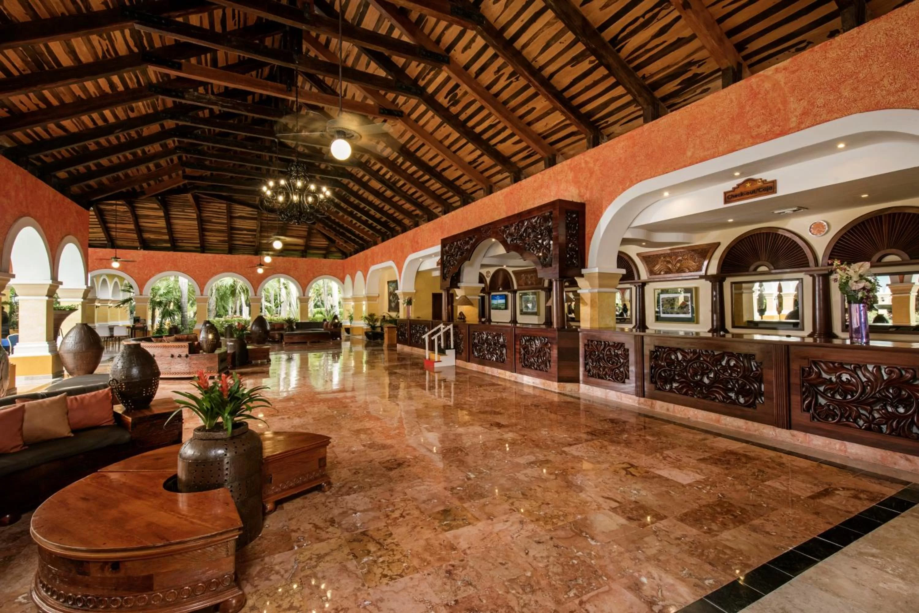 Lobby or reception in Iberostar Waves Paraíso Beach - All Inclusive