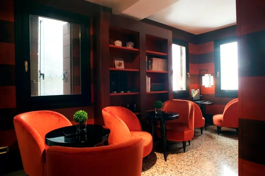 Restaurant/places to eat in Ca' Gottardi