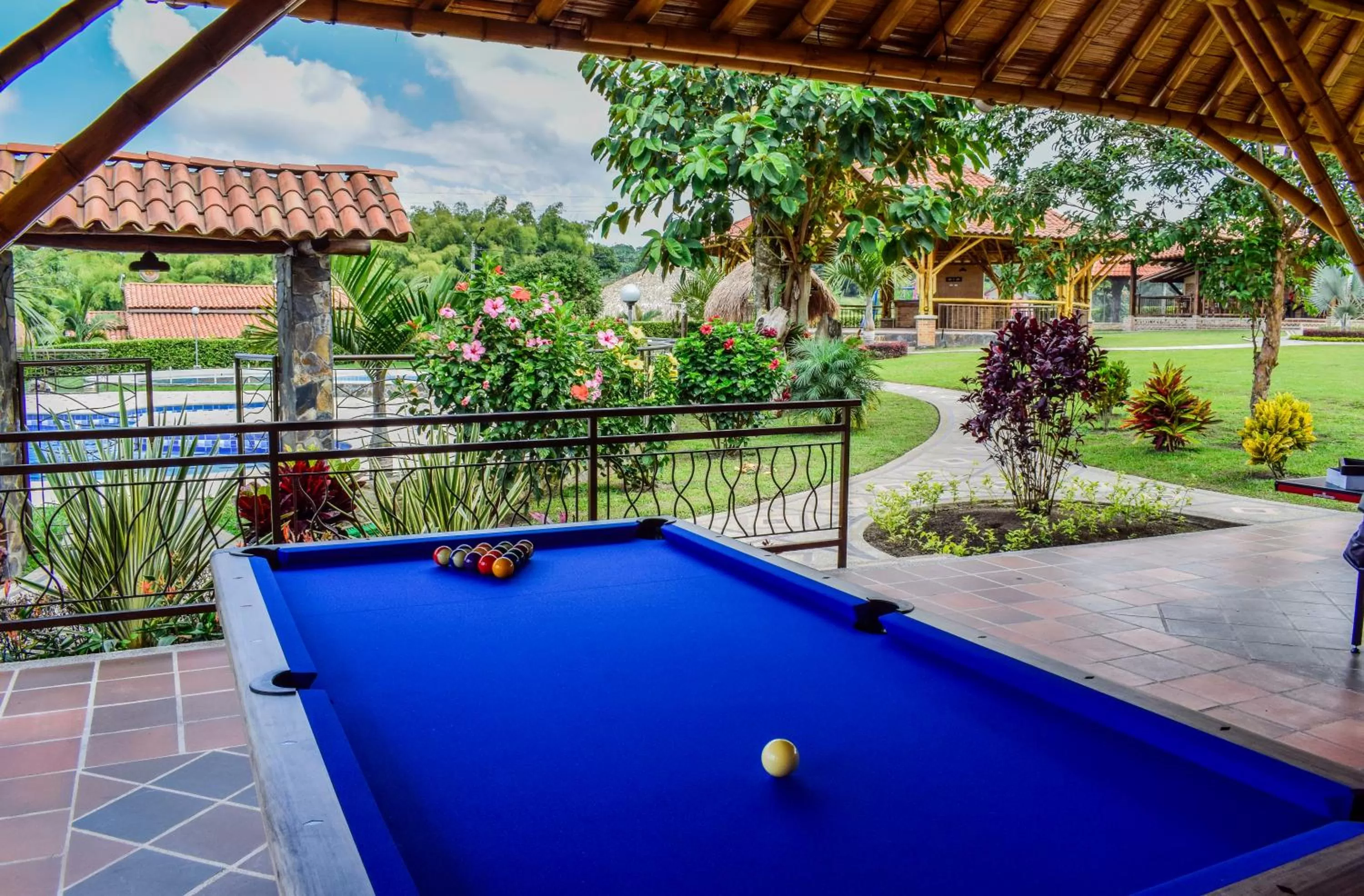 Billiards in La Victoria Hotel Campestre
