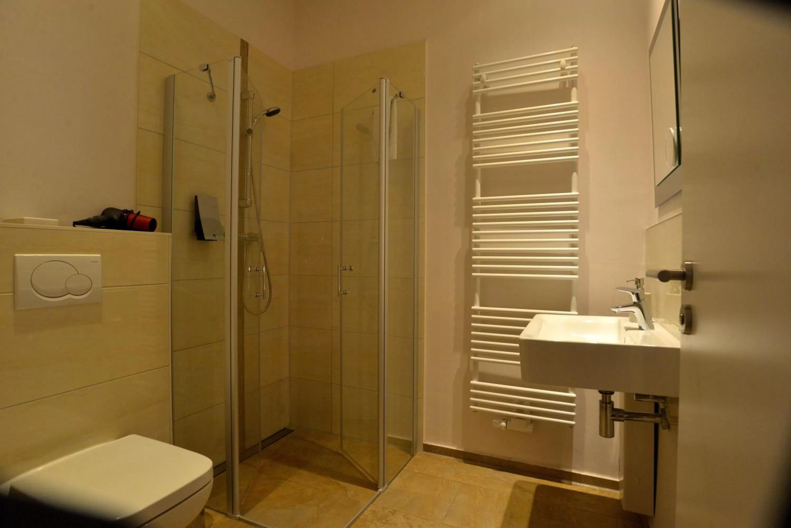 Bathroom in Hotel via City Leipzig Mitte