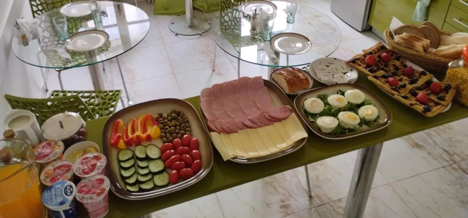 Breakfast in Hotel Asila