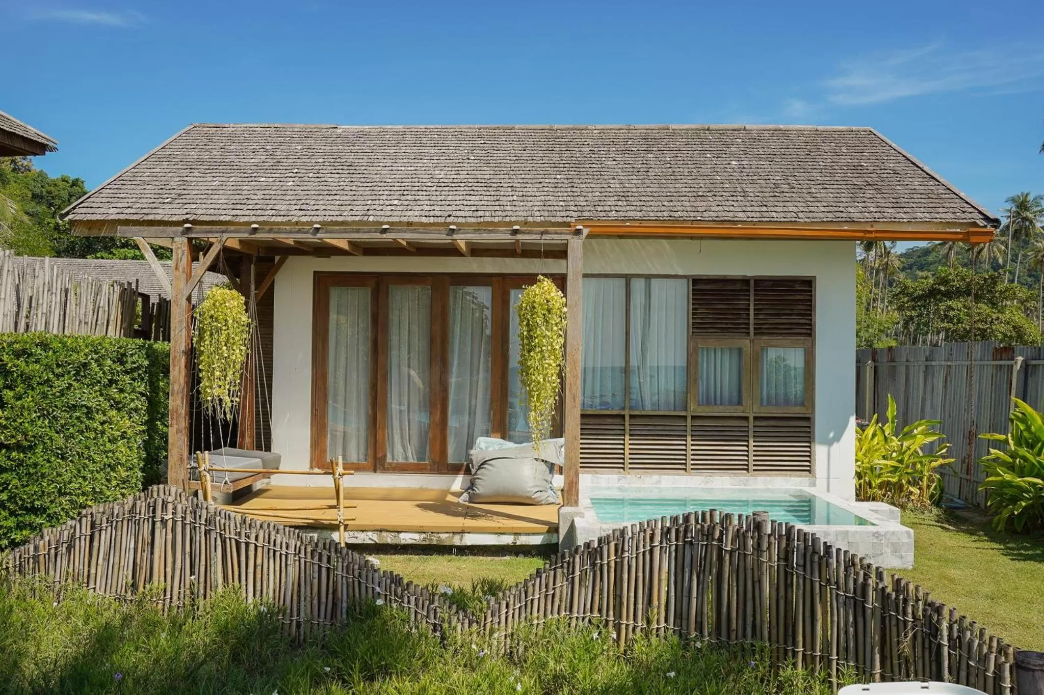 Patio in Rest Sea Resort Koh Kood