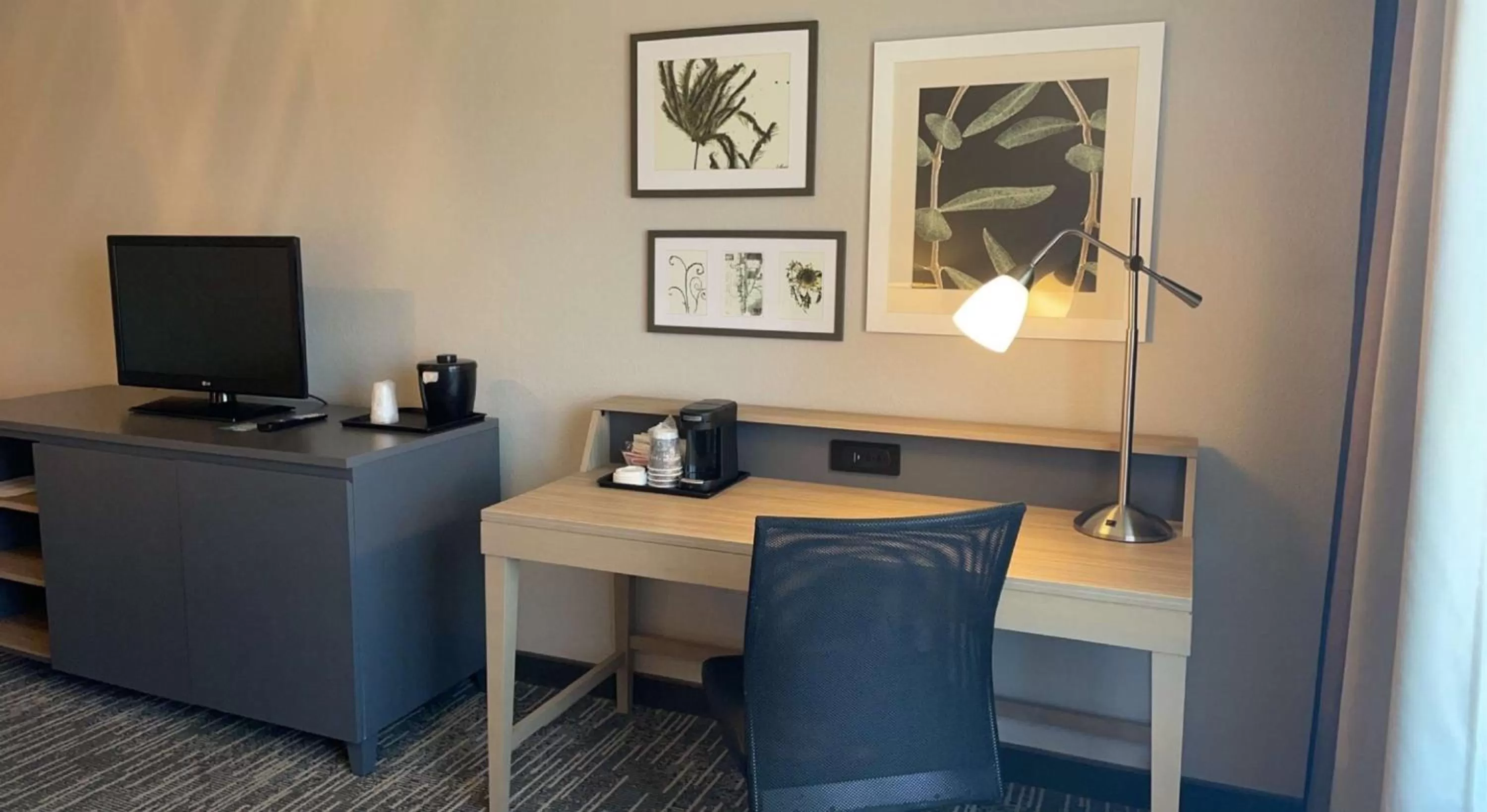 Country Inn & Suites by Radisson, Galena, IL