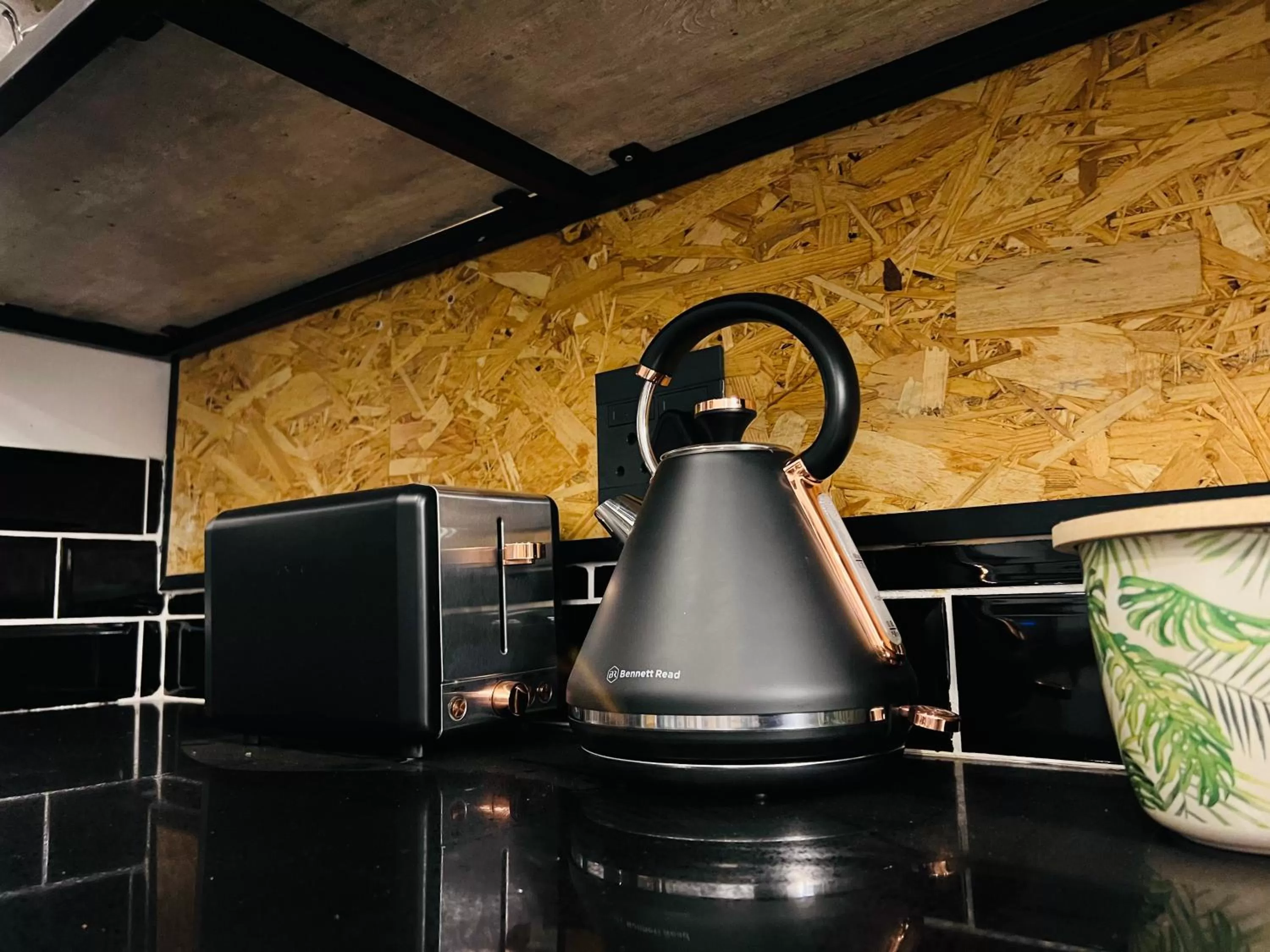 24 On Basil Inventive suites