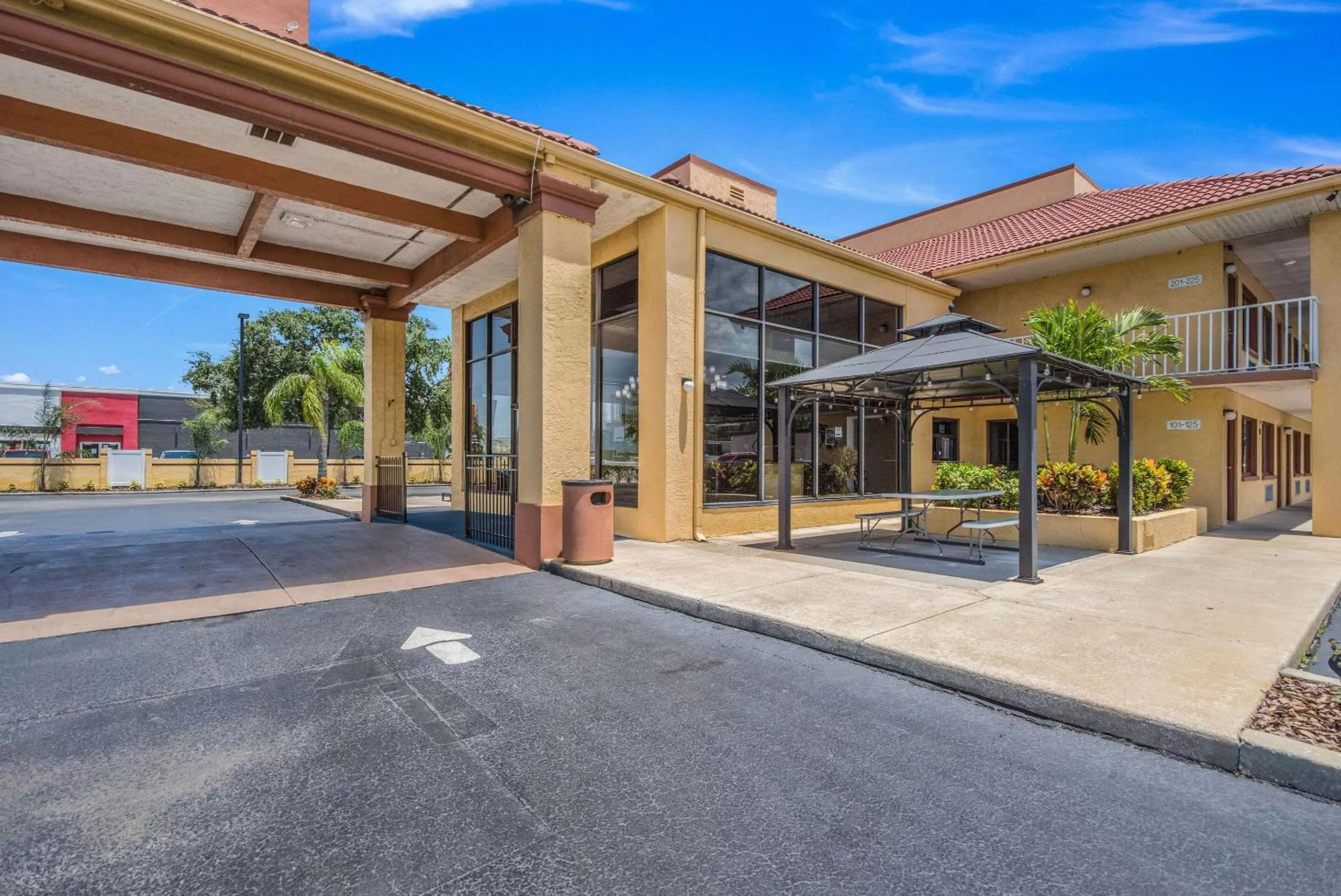 Property building in Rodeway Inn Port Richey North