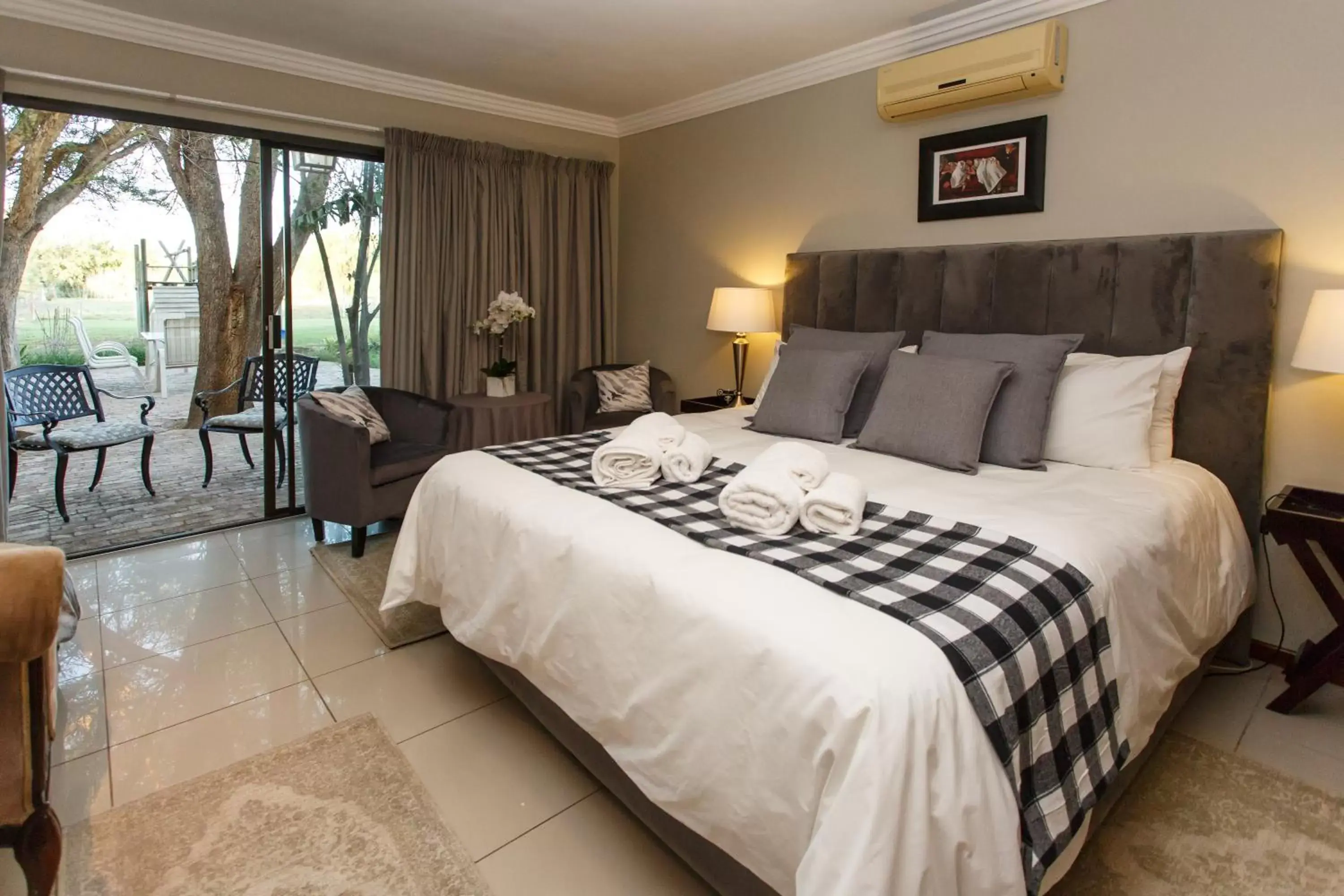 Deluxe Double Room - single occupancy in Argyll B&B Deluxe Double Room - single occupancy in Argyll B&B