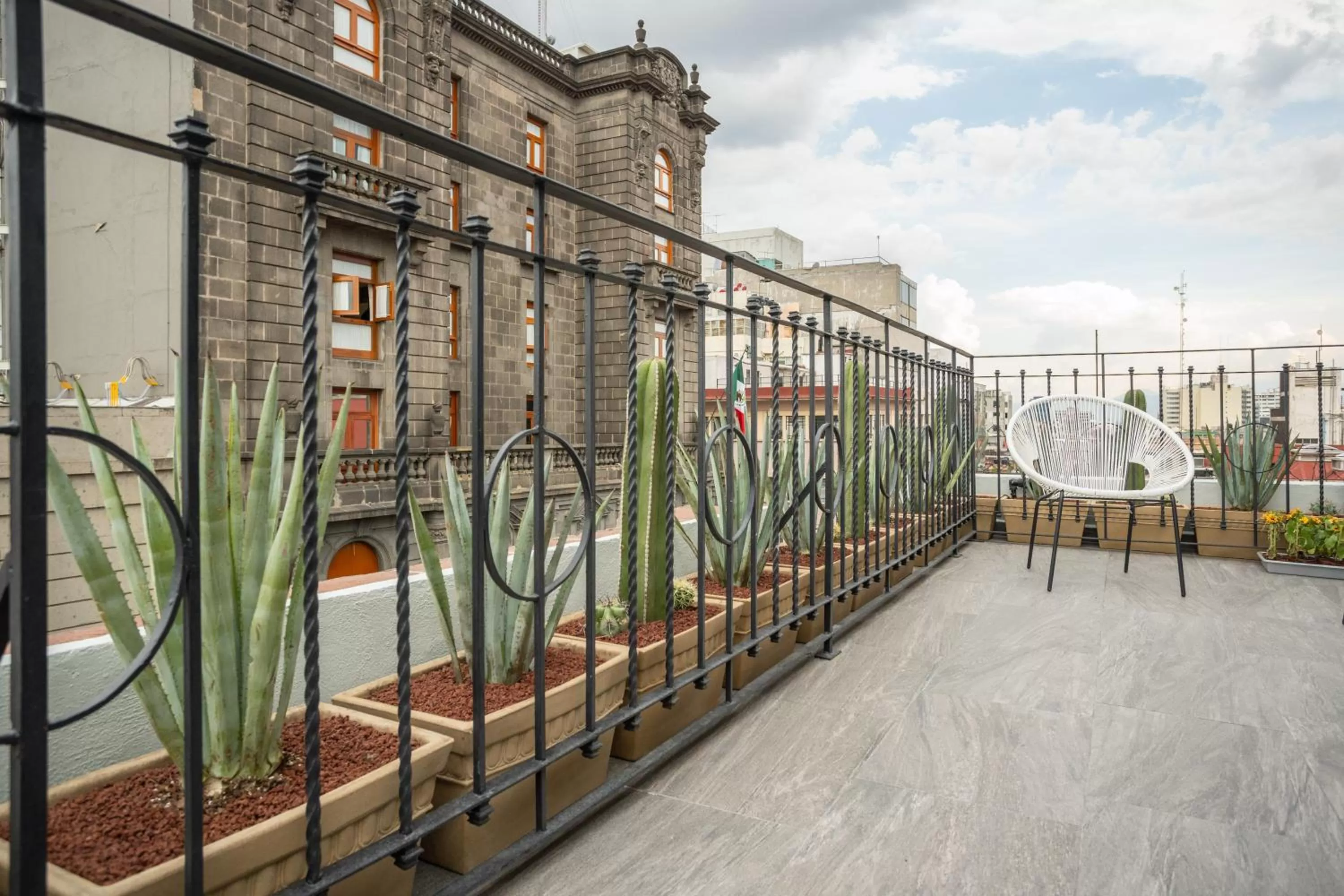 Balcony/Terrace in Hotel Principal