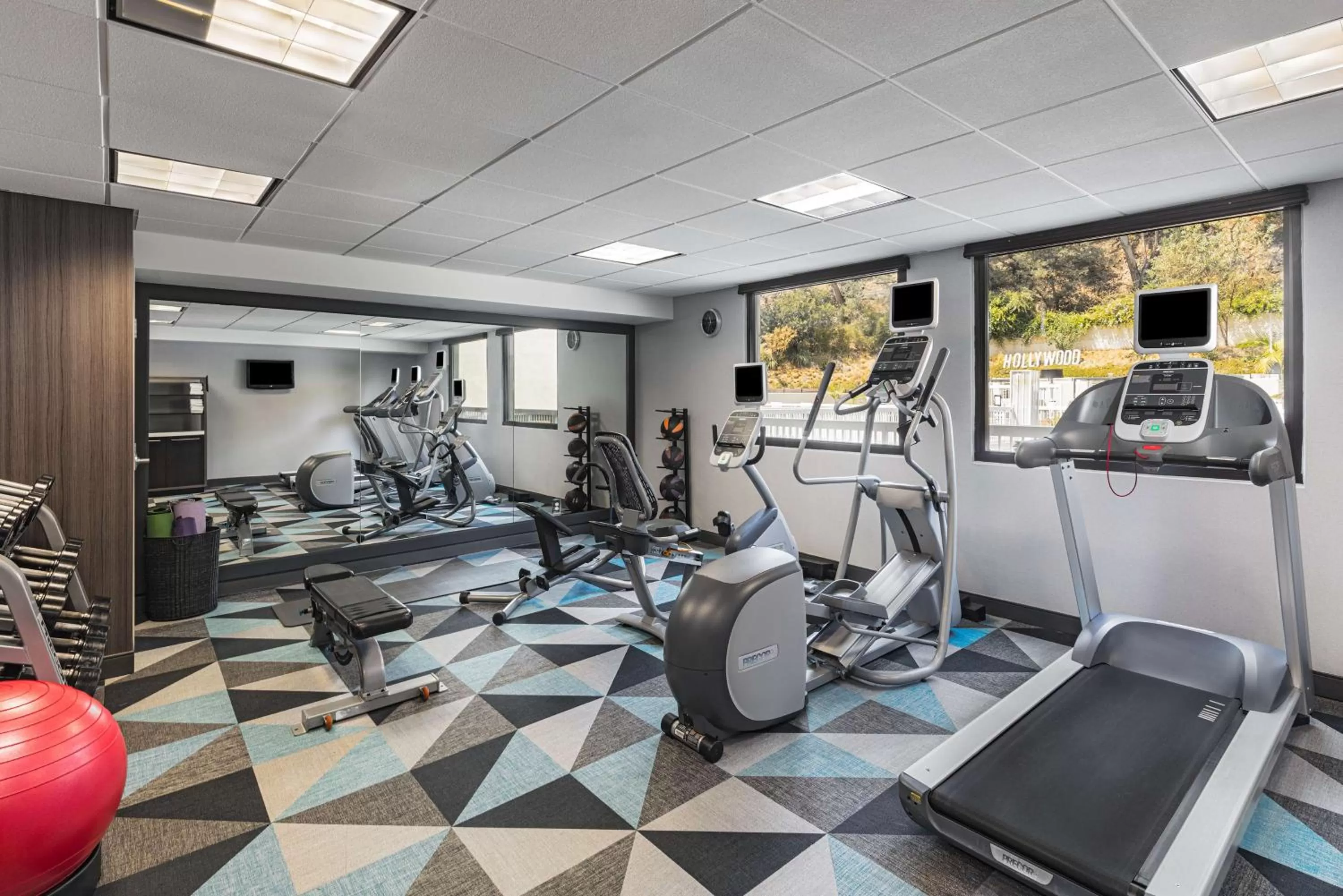 Fitness centre/facilities in Hilton Garden Inn Los Angeles / Hollywood