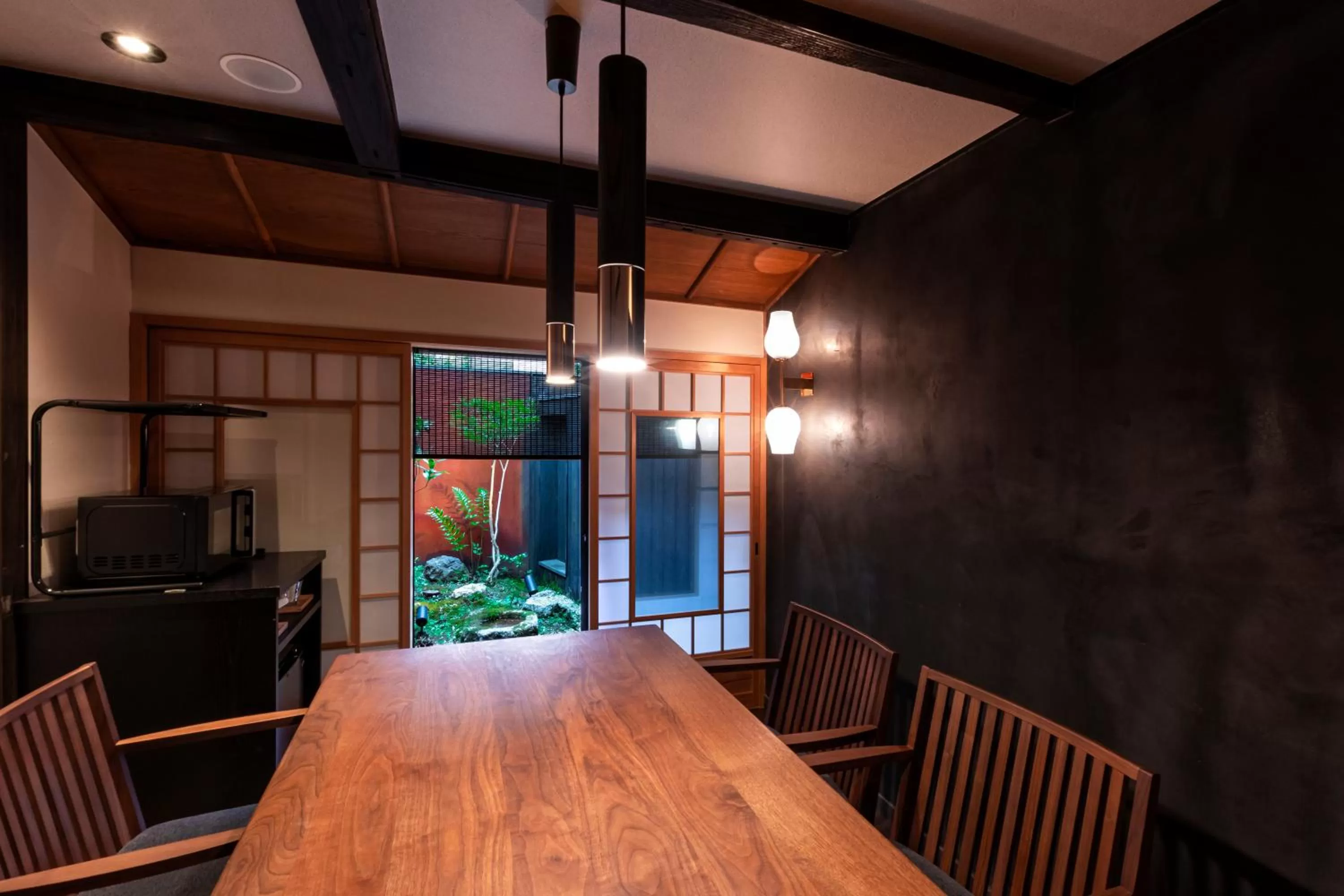 Photo of the whole room in Rinn Machiya Kuon