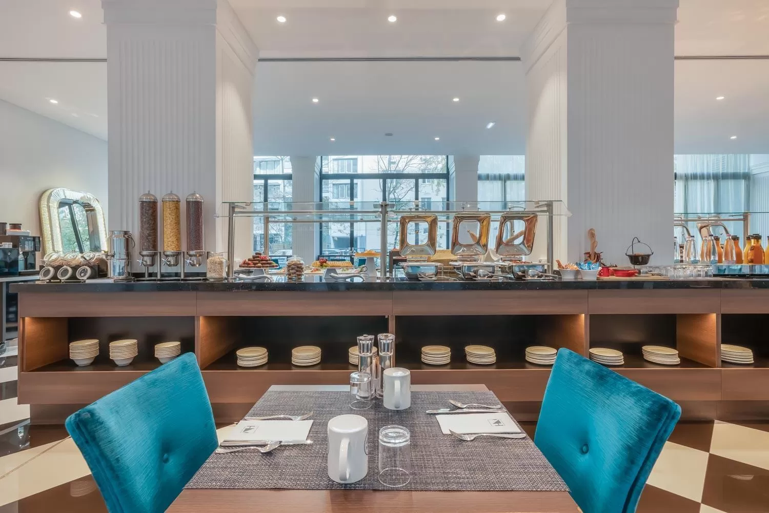 Restaurant/places to eat in Eurostars Danube Budapest