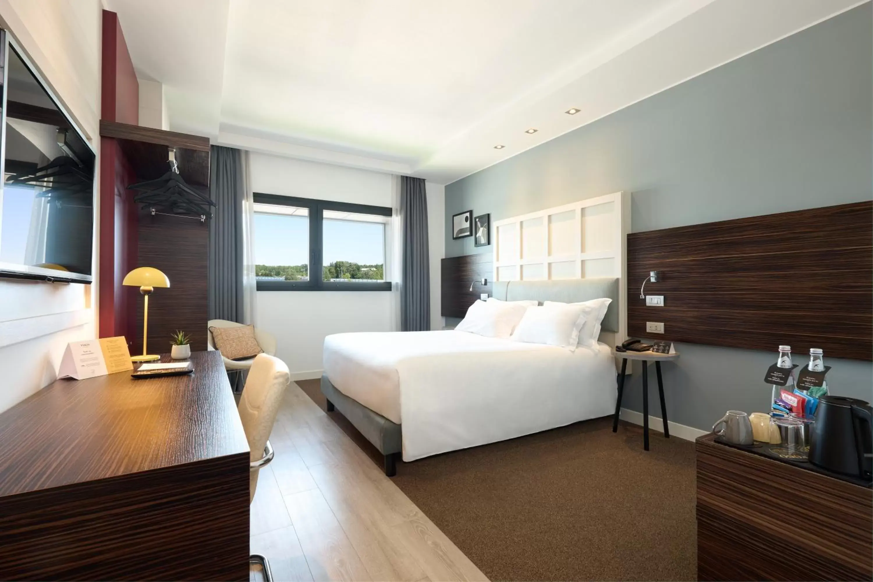 Standard Queen Room - Disability Access in voco Venice Mestre - The Quid, an IHG Hotel Standard Queen Room - Disability Access in voco Venice Mestre - The Quid, an IHG Hotel