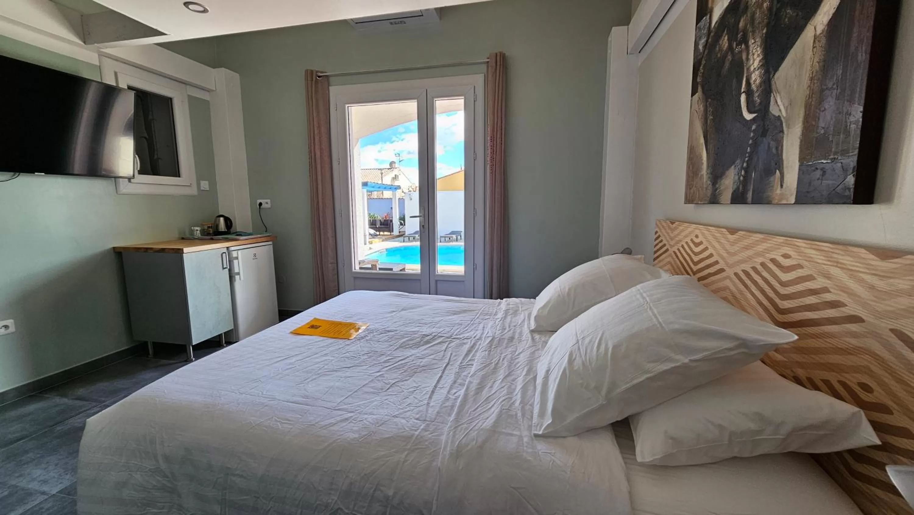 Bed in La Casa del Arti - Chambres d'hôtes - B&B - Piscine chauffée