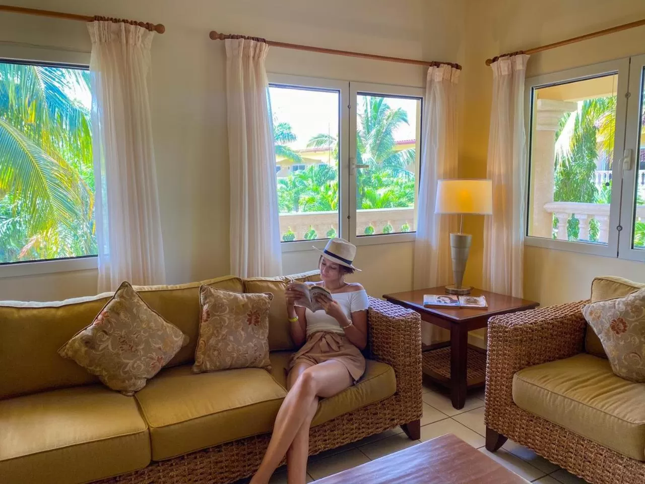 Seating Area in La Ensenada Beach Resort