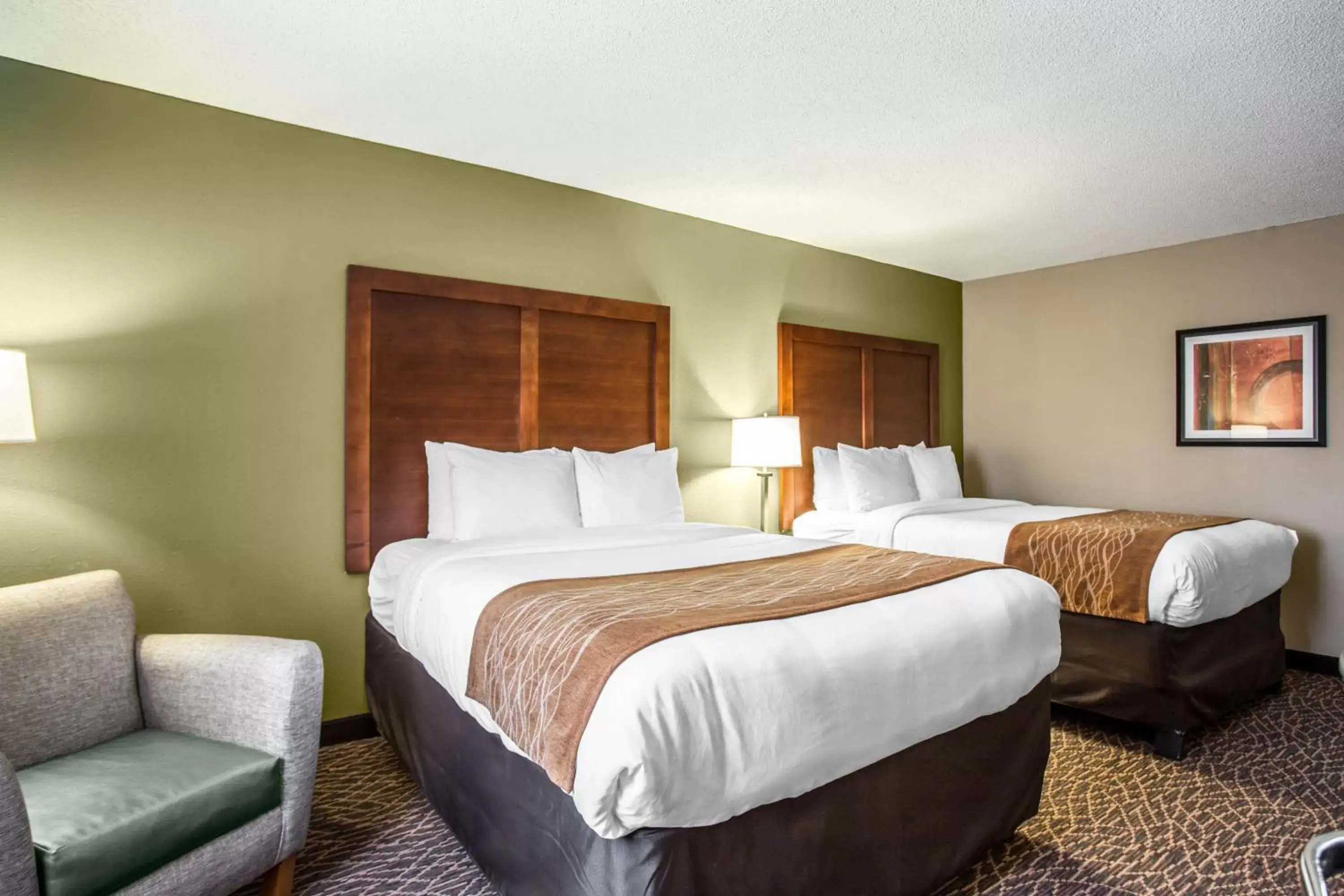 Queen Room with Two Queen Beds - Non-Smoking in Comfort Inn & Suites Kannapolis - Concord Queen Room with Two Queen Beds - Non-Smoking in Comfort Inn & Suites Kannapolis - Concord