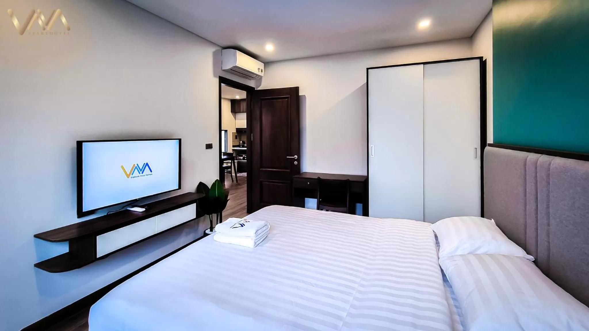 TV and multimedia, Bed in VNAHOMES APARTHOTEL
