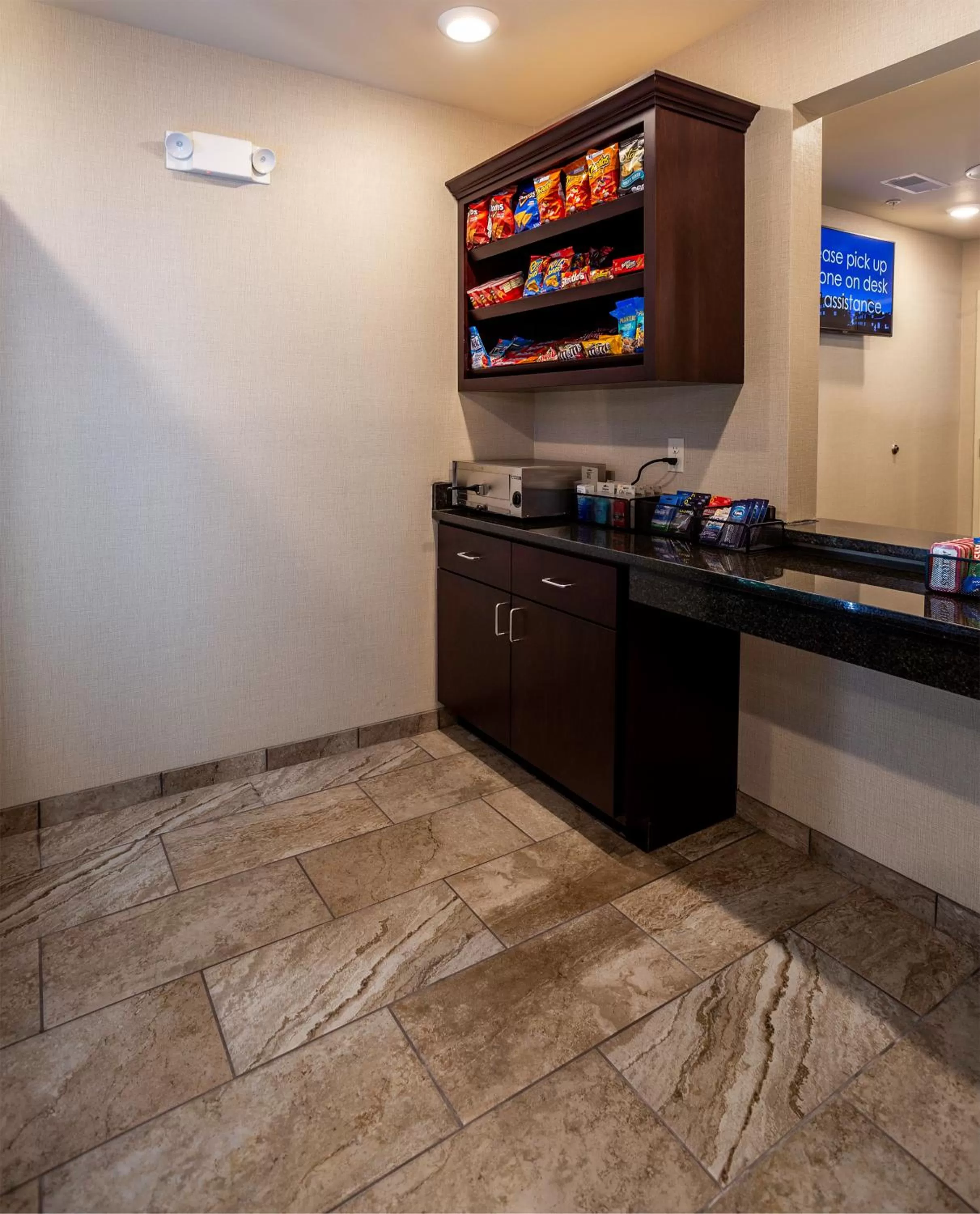 On-site shops in Cobblestone Inn & Suites - Brookville