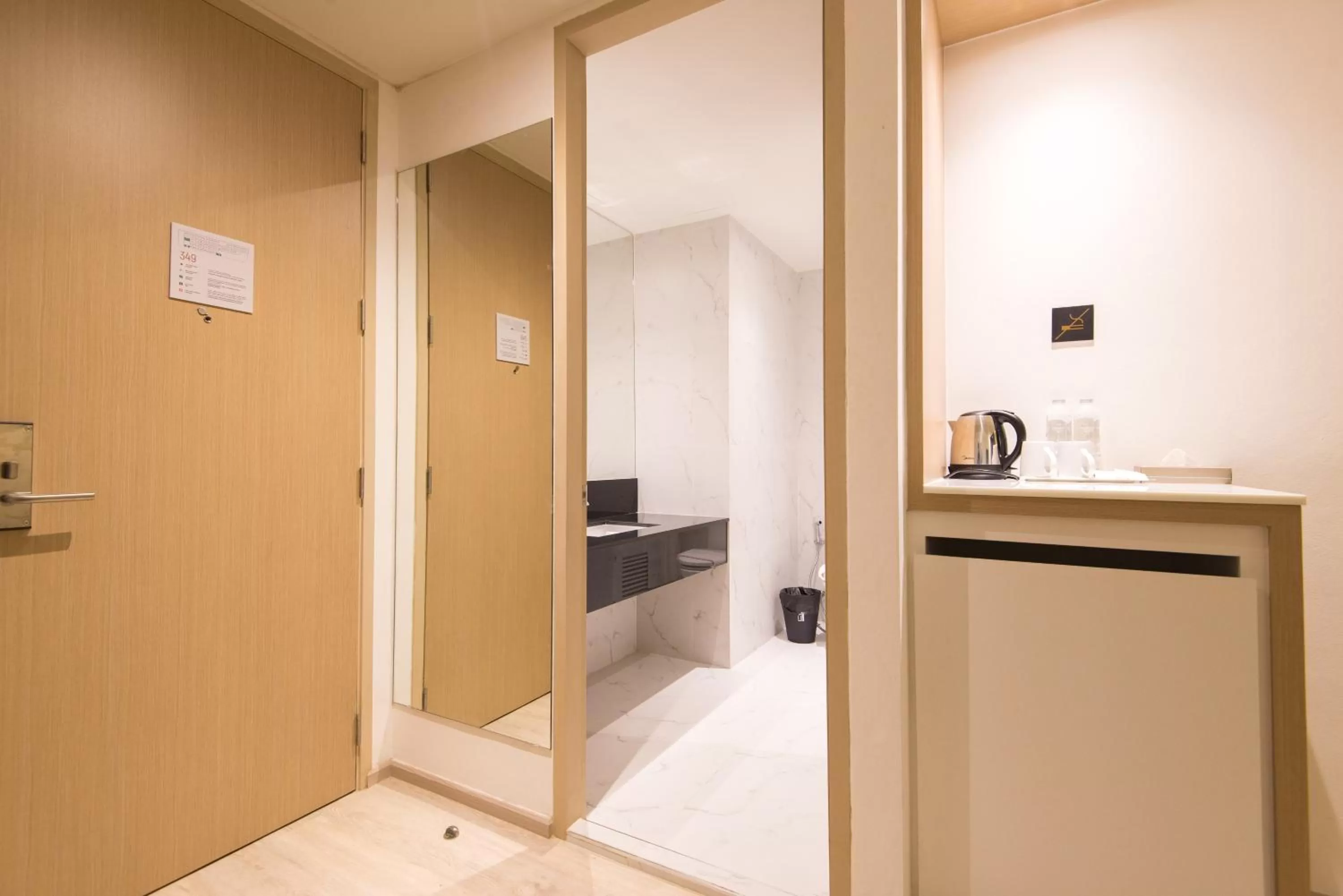 Bathroom in Madison Bangkok Hotel