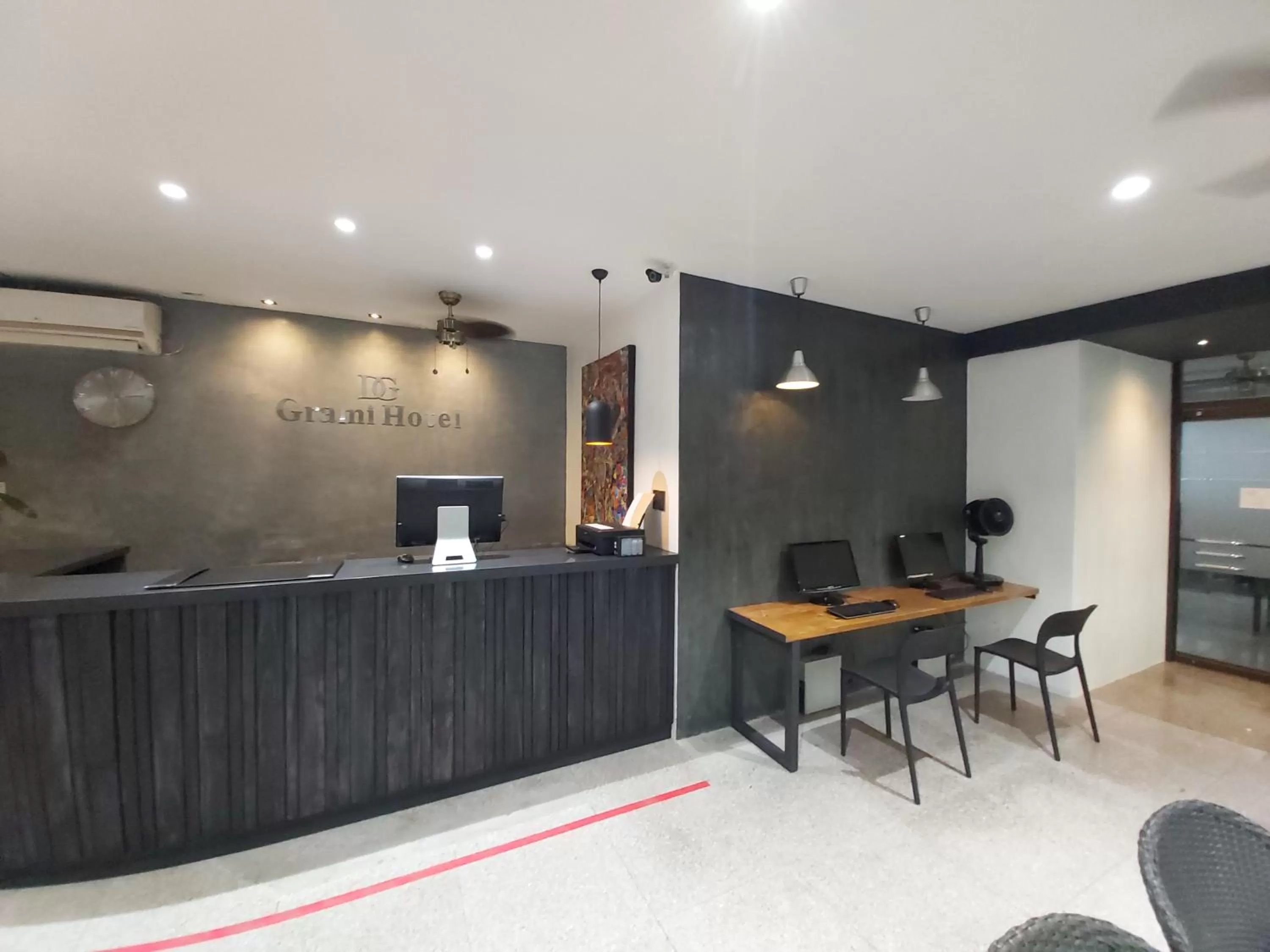 Lobby or reception in DG Grami Hotel