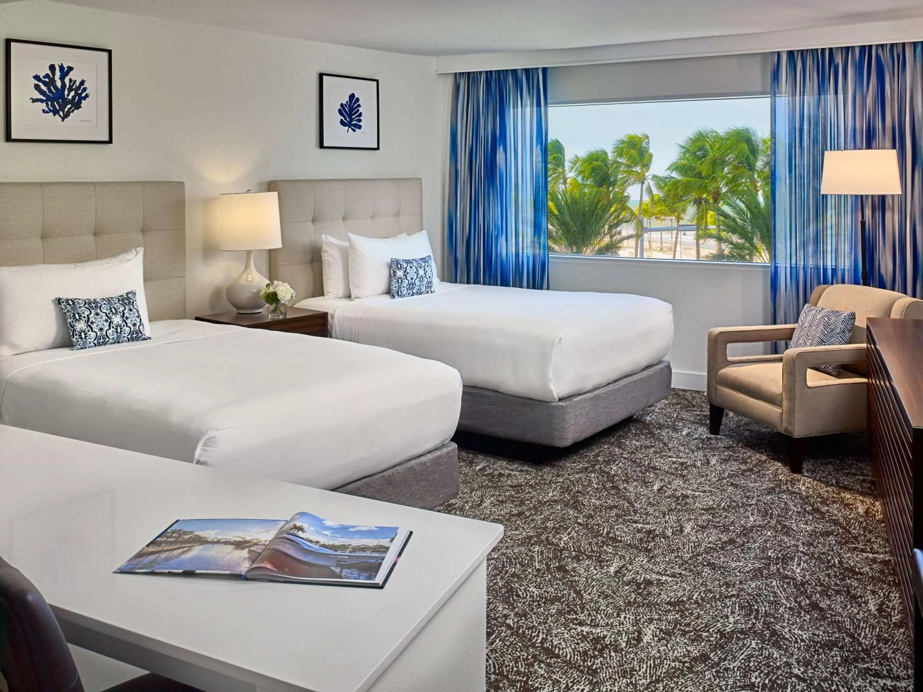 Photo of the whole room, Bed in Sonesta Fort Lauderdale Beach