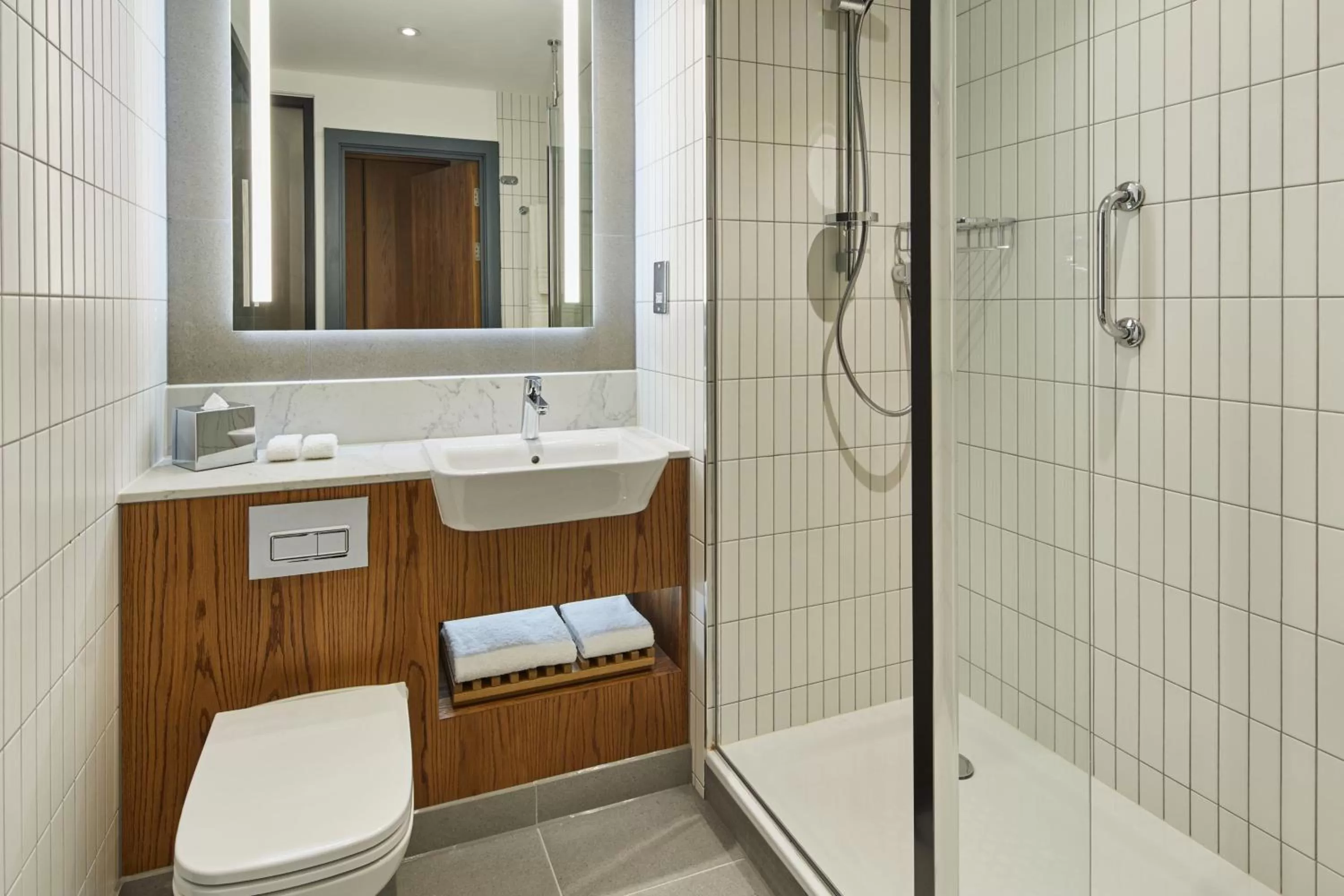 Bathroom in Courtyard by Marriott Exeter Sandy Park