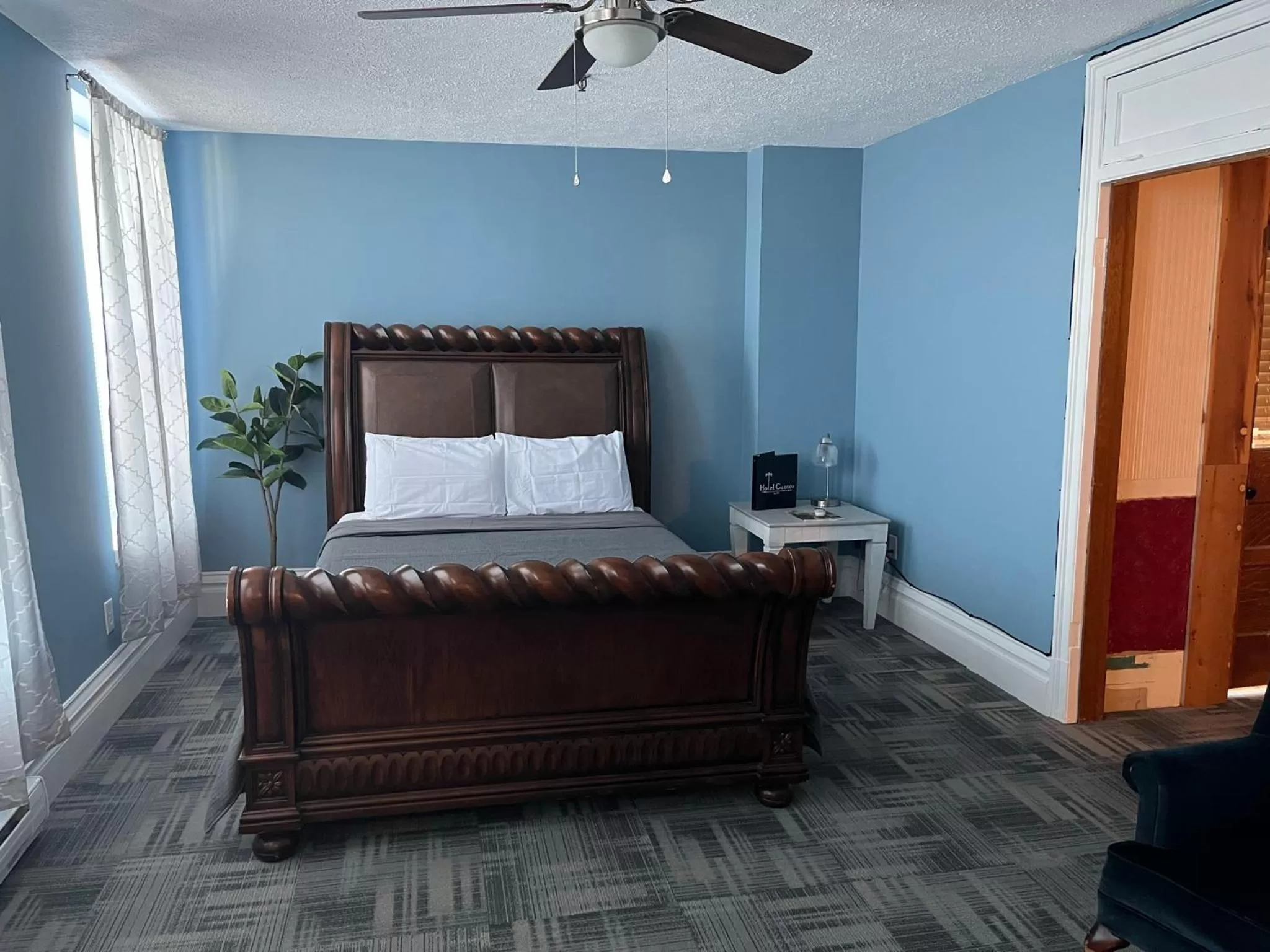 Bedroom, Bed in Hotel Gunter