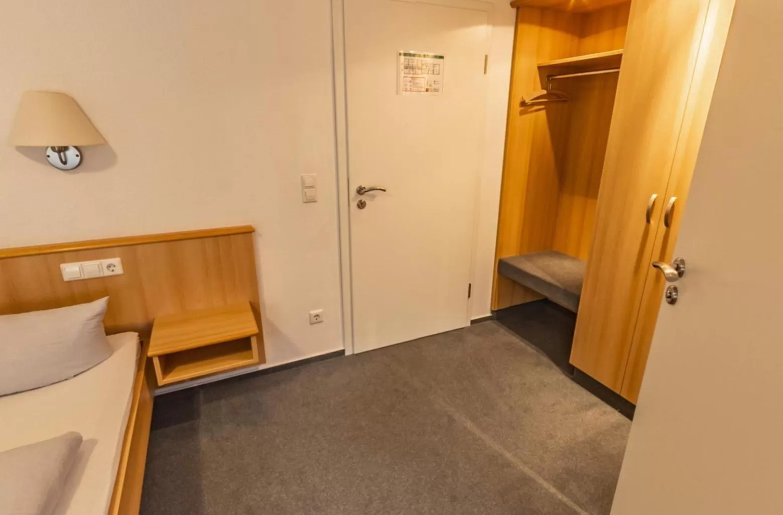 Bed in Hotel-Gasthof zum Ritter