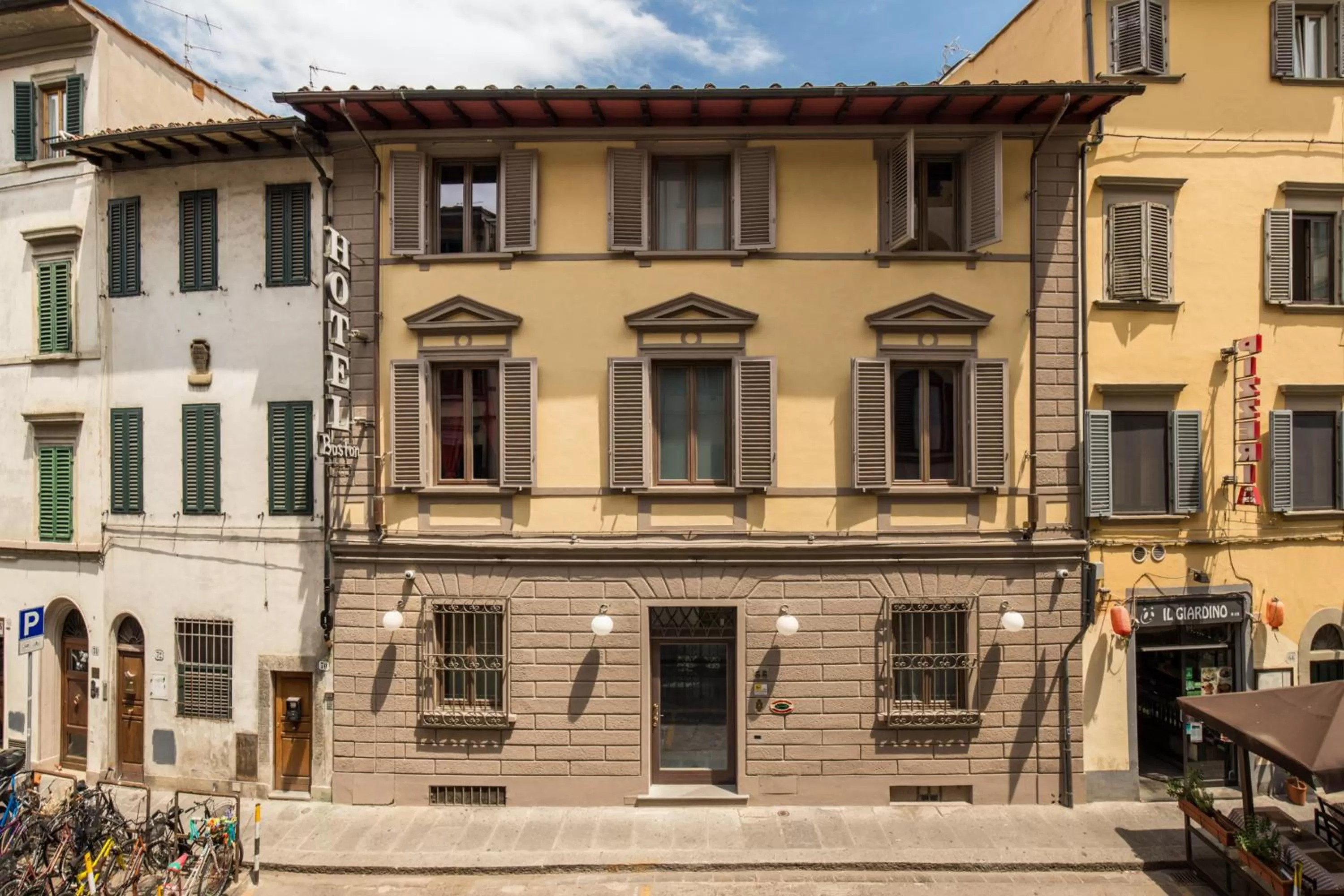 Property building in Hotel Boston