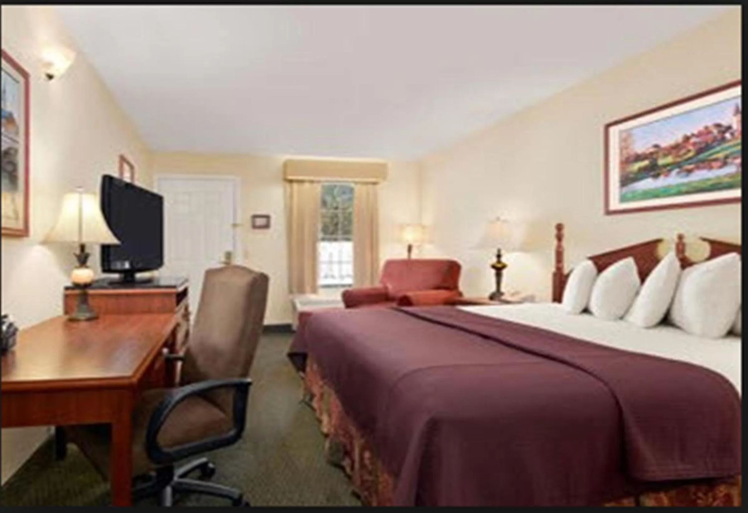 King Room - Disability Access/Non-Smoking in Baymont by Wyndham Easley/Greenville