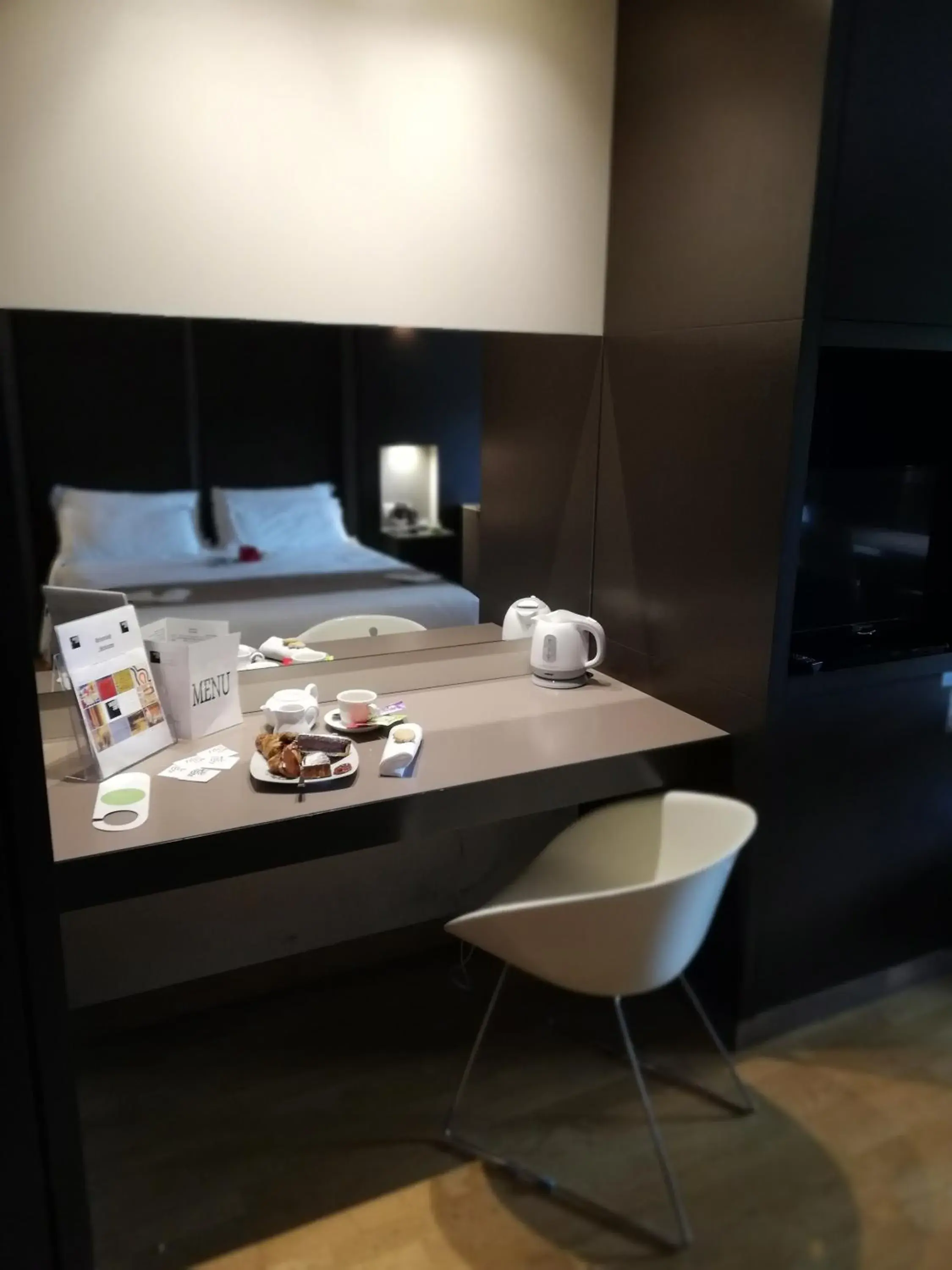 Triple Room - Annex in Wall Art Hotel & Residence Triple Room - Annex in Wall Art Hotel & Residence